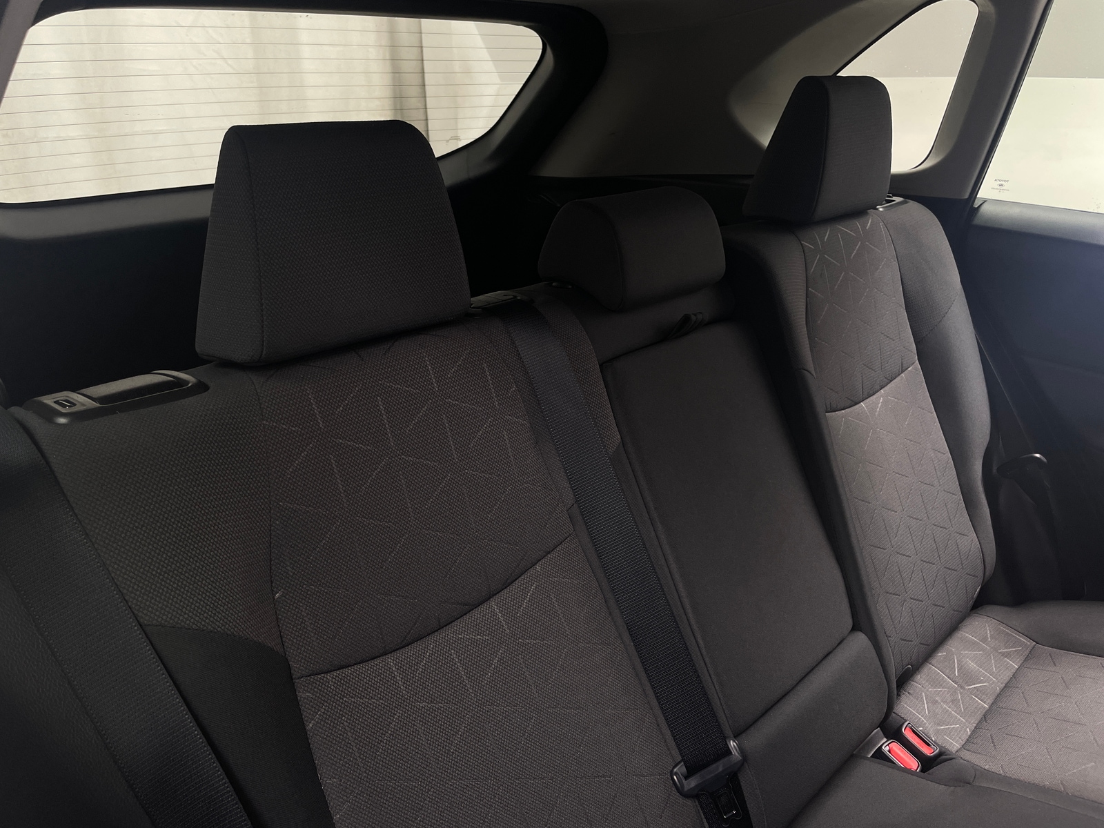 Thumbnail: 2019 Toyota RAV4 - 6