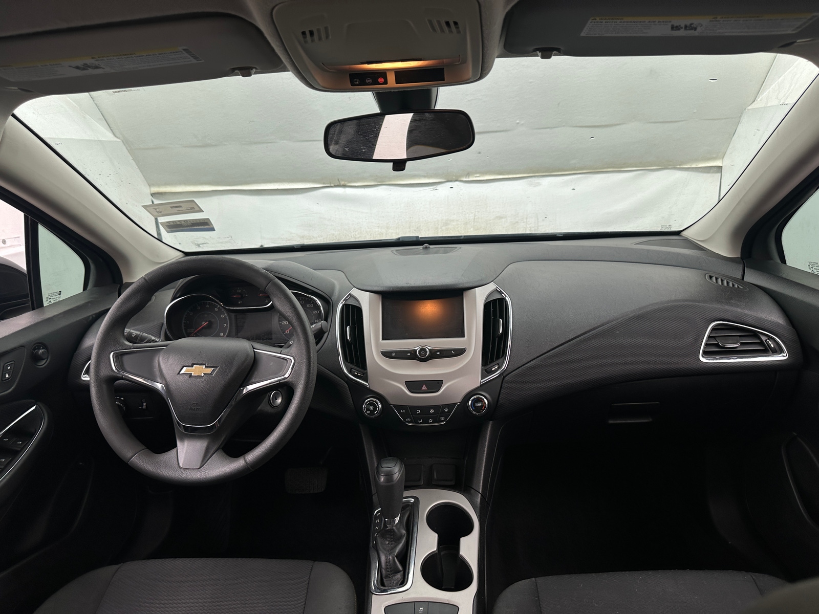 Thumbnail: 2018 Chevrolet Cruze - 3