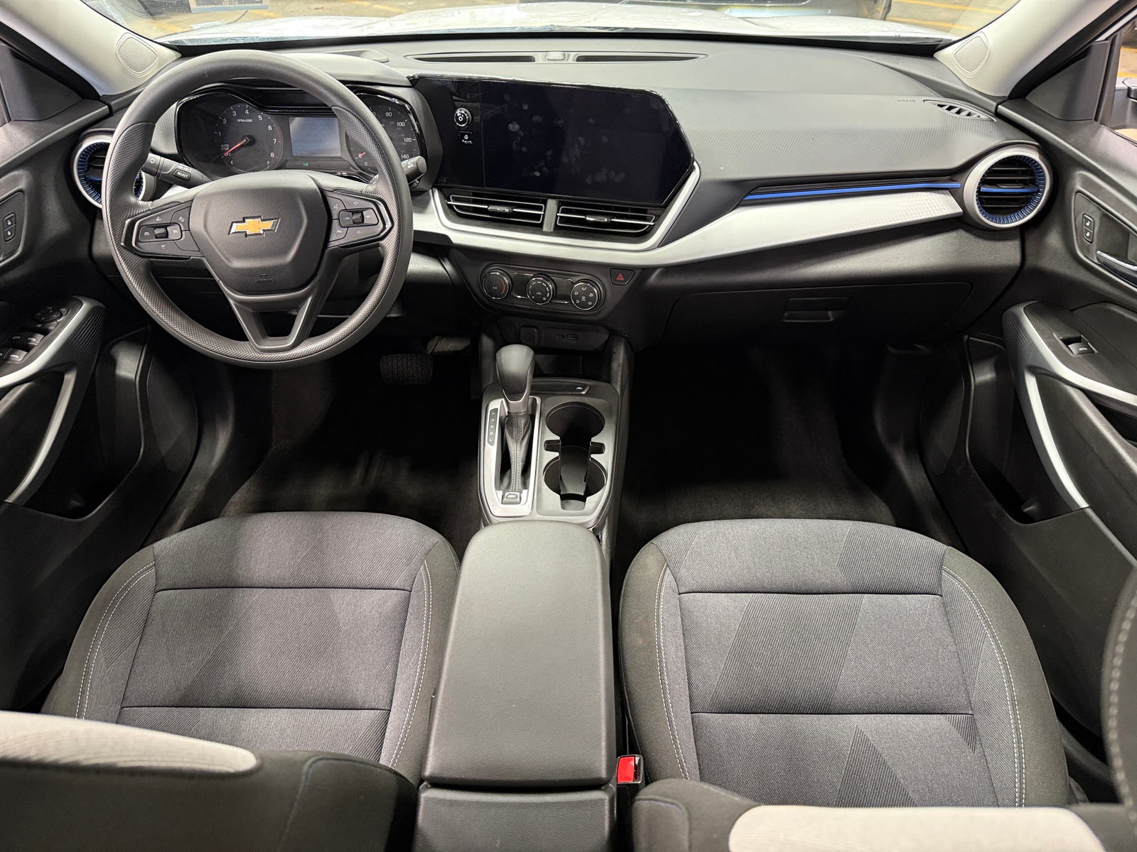 Thumbnail: 2025 Chevrolet Trax - 3