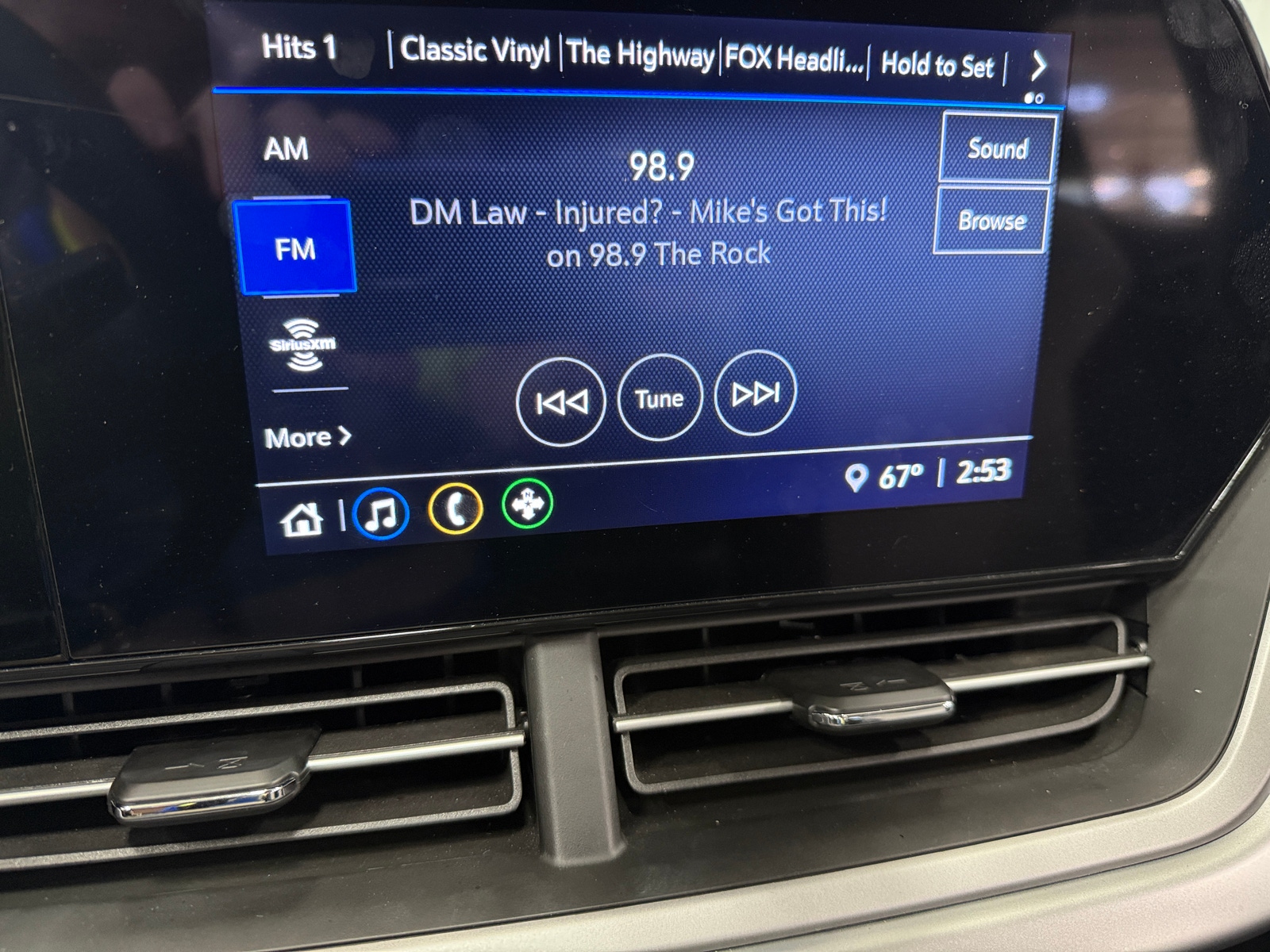 Thumbnail: 2025 Chevrolet Trax - 4