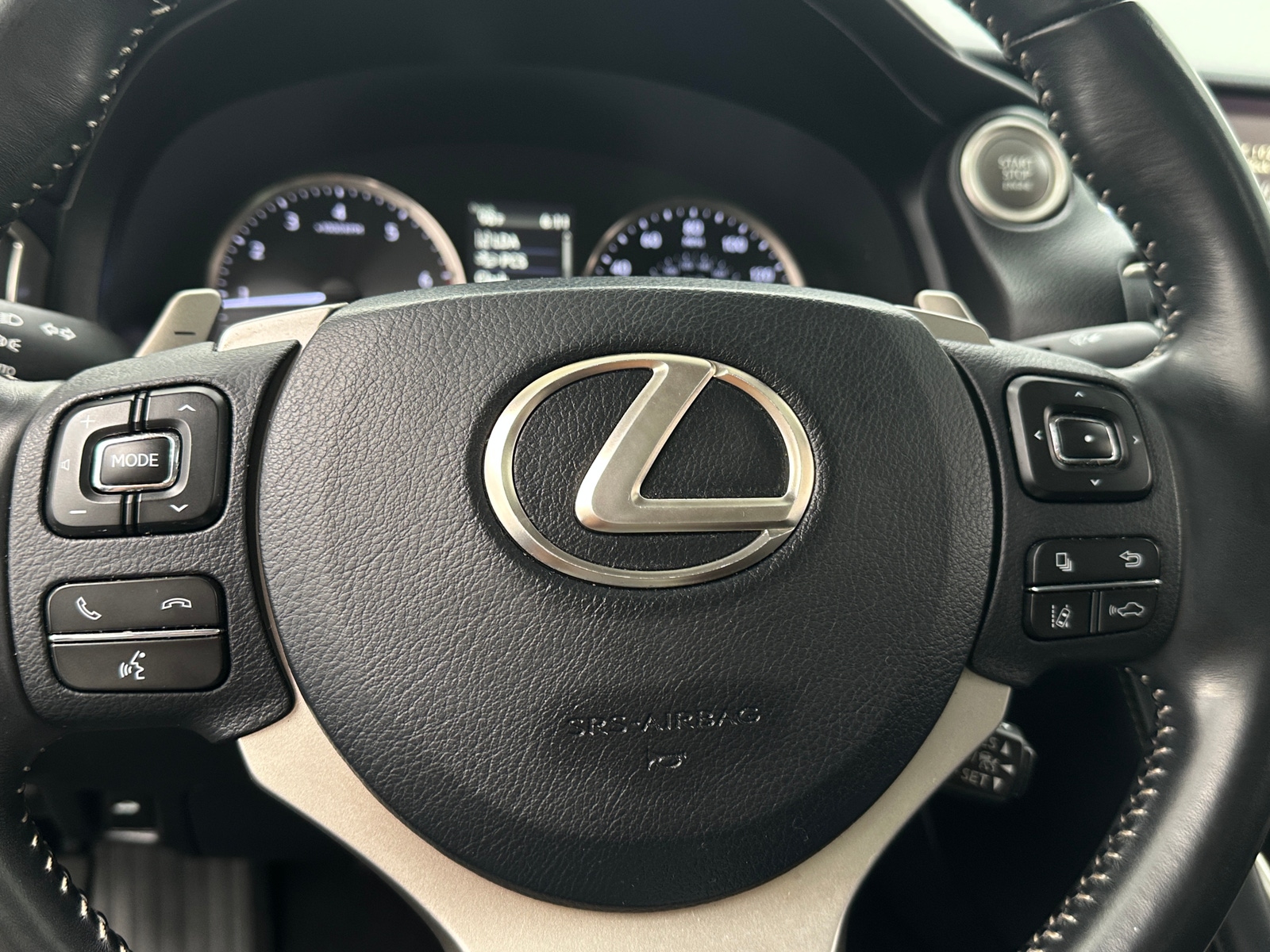 Thumbnail: 2020 Lexus IS - 4