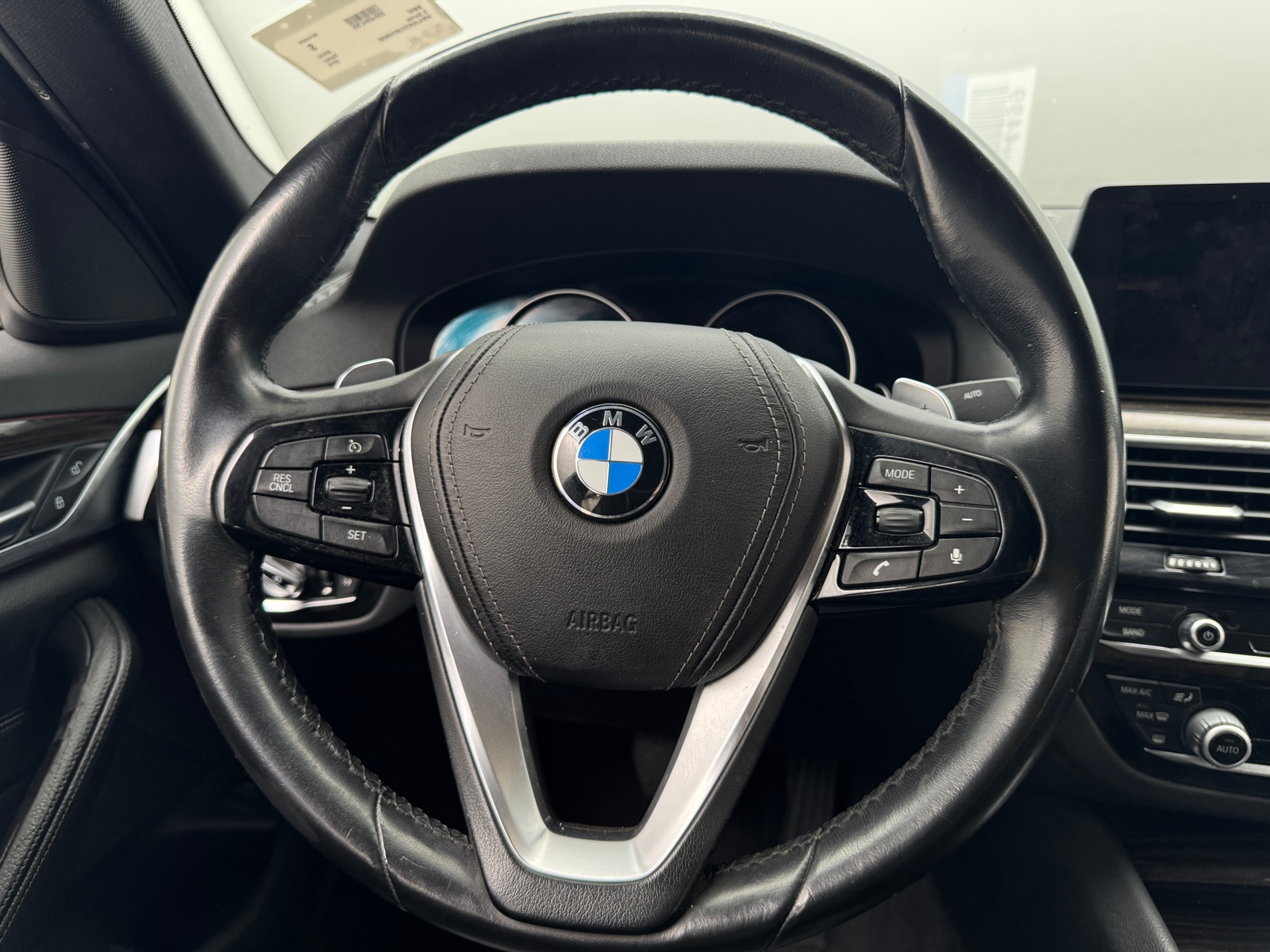 Thumbnail: 2018 BMW 5 Series - 4