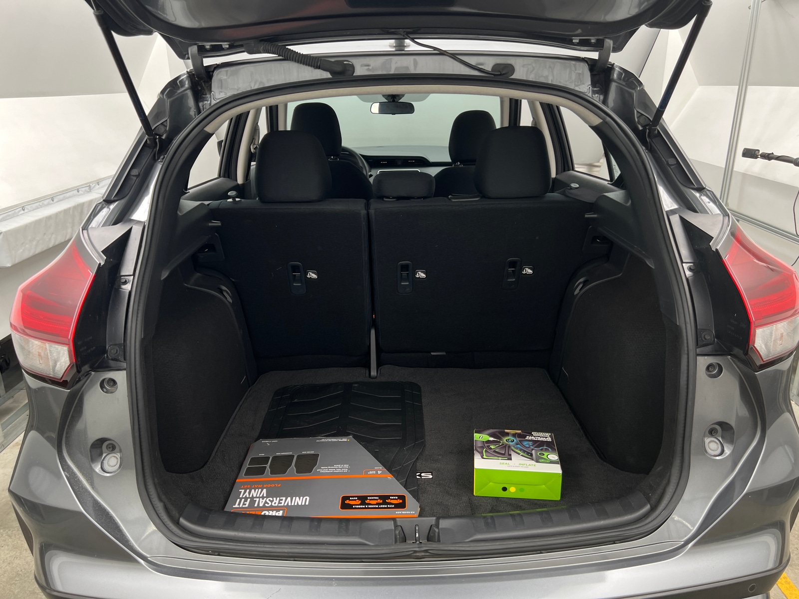 Thumbnail: 2024 Nissan Kicks - 7