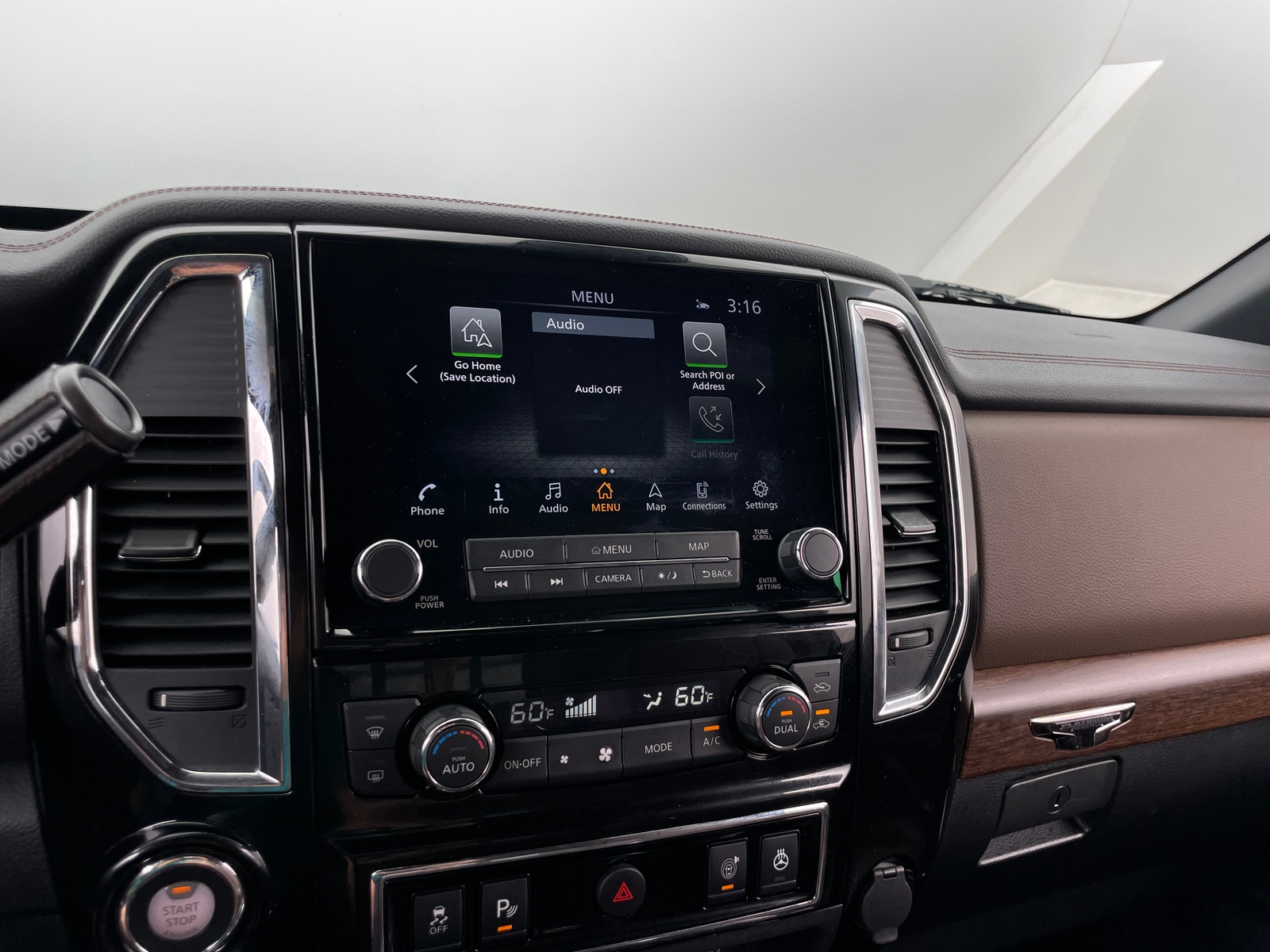 Thumbnail: 2023 Nissan Titan - 3