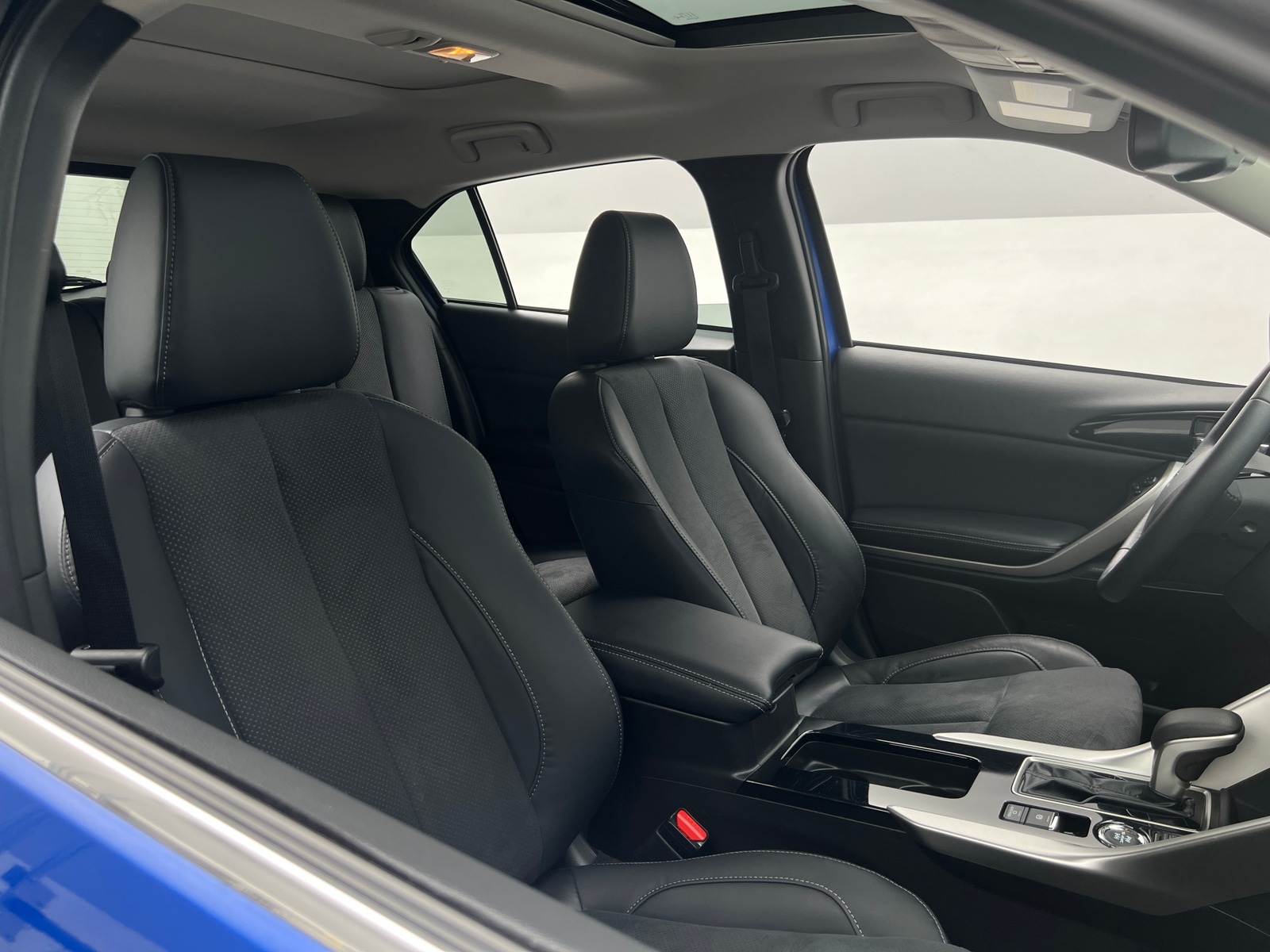 Thumbnail: 2023 Mitsubishi Eclipse Cross - 2
