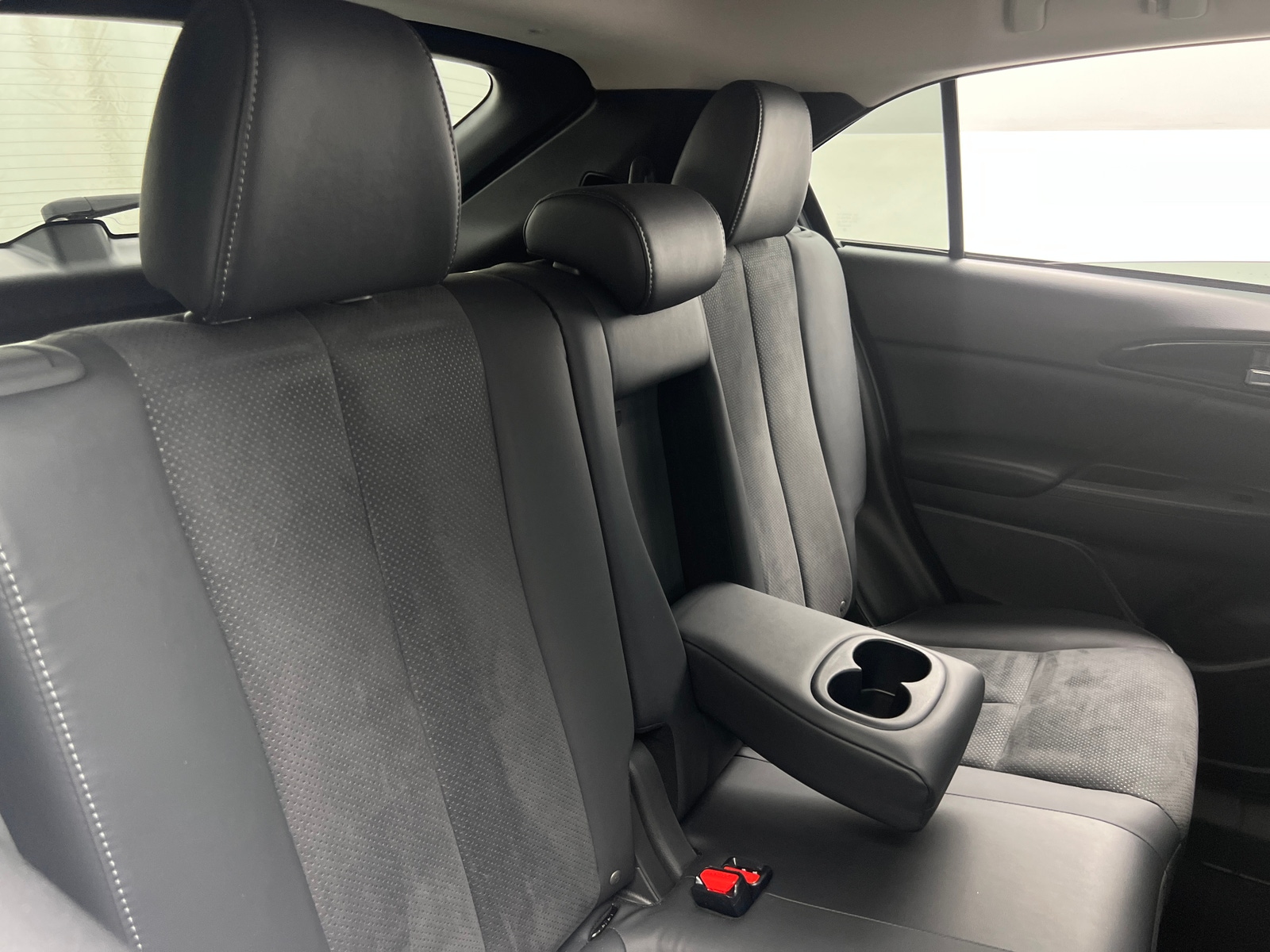 Thumbnail: 2023 Mitsubishi Eclipse Cross - 6