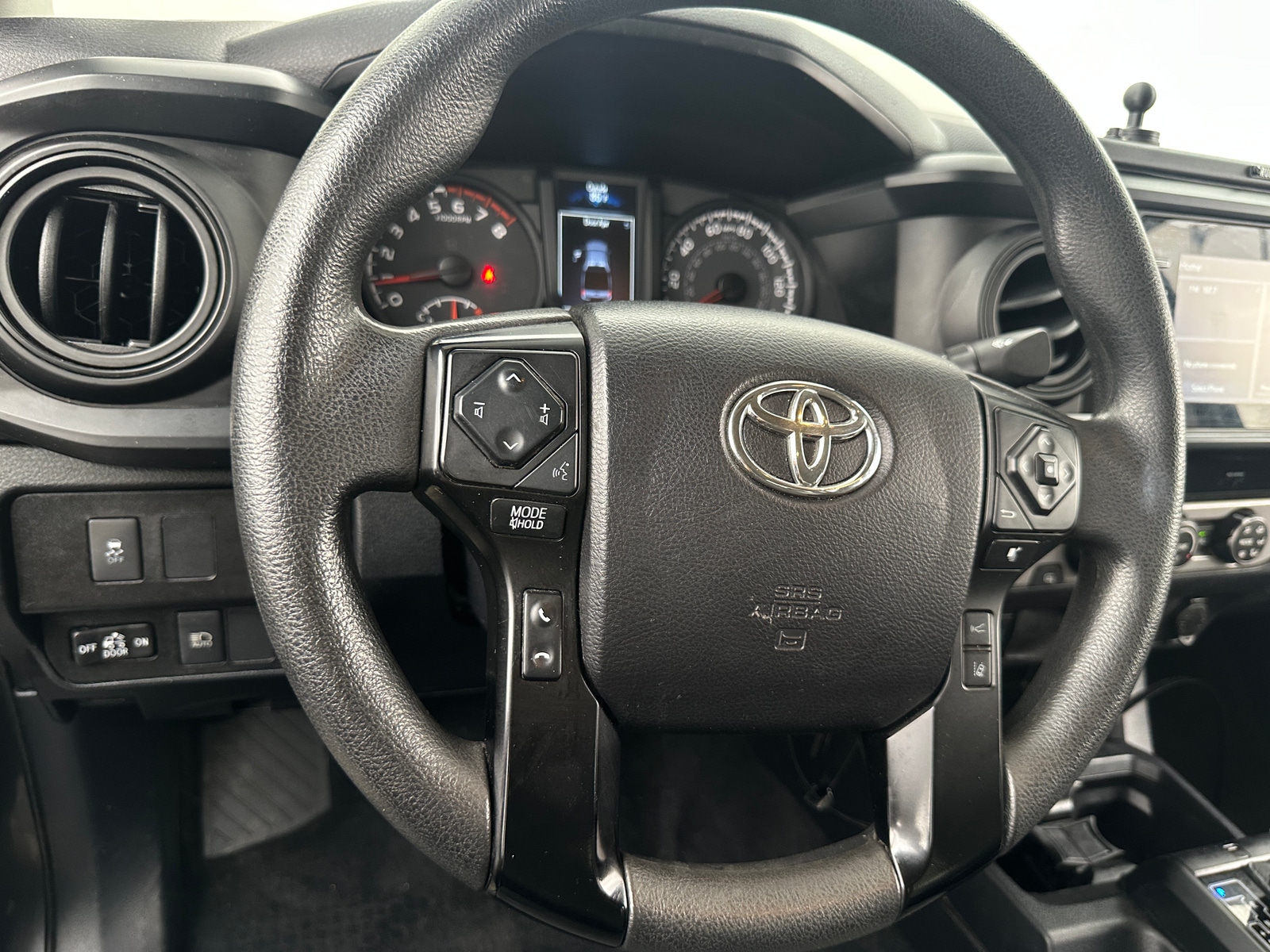 Thumbnail: 2021 Toyota Tacoma - 5