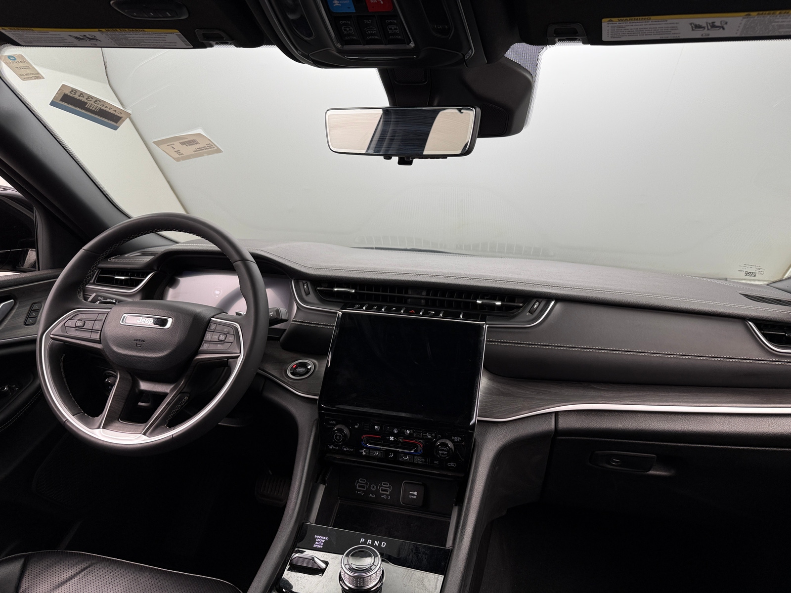 Thumbnail: 2024 Jeep Grand Cherokee L - 2