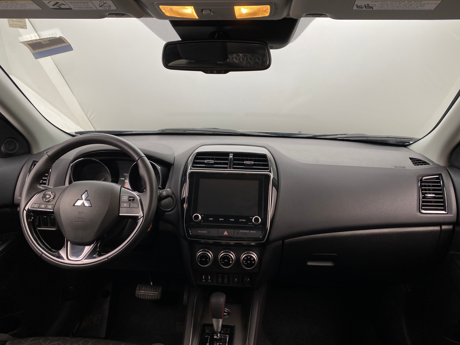 Thumbnail: 2024 Mitsubishi Outlander Sport - 3