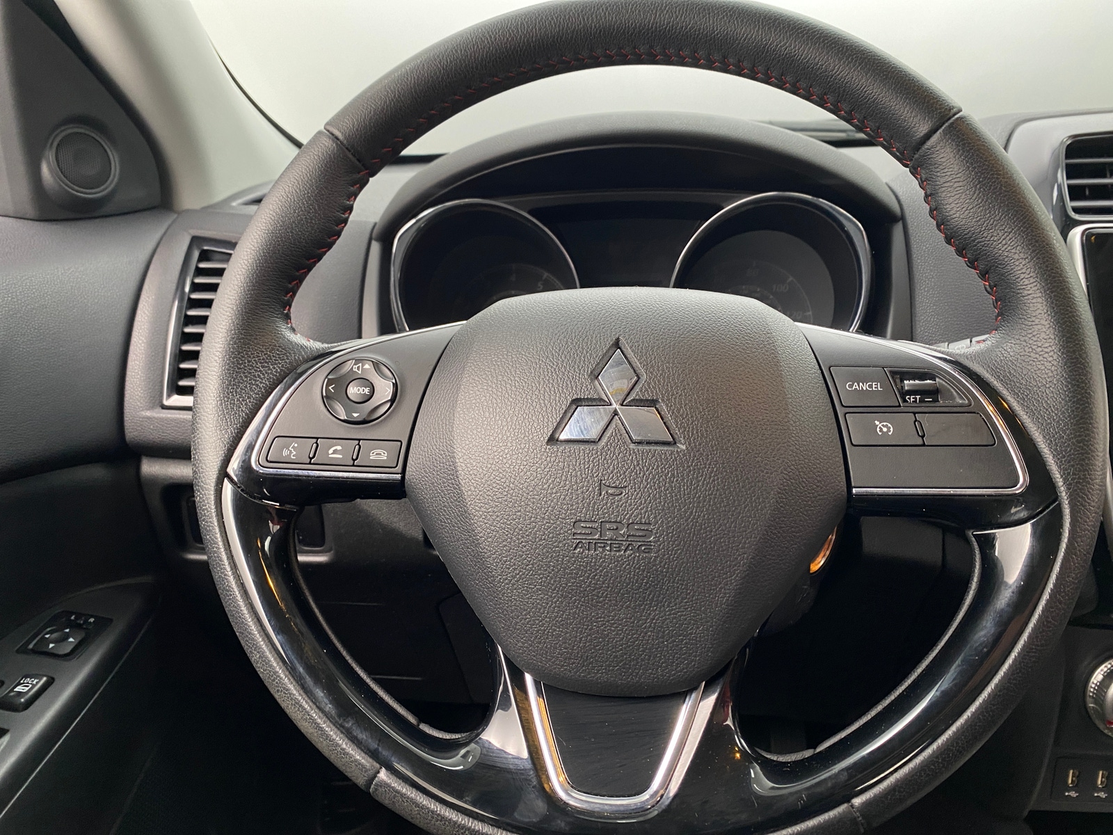 Thumbnail: 2024 Mitsubishi Outlander Sport - 5