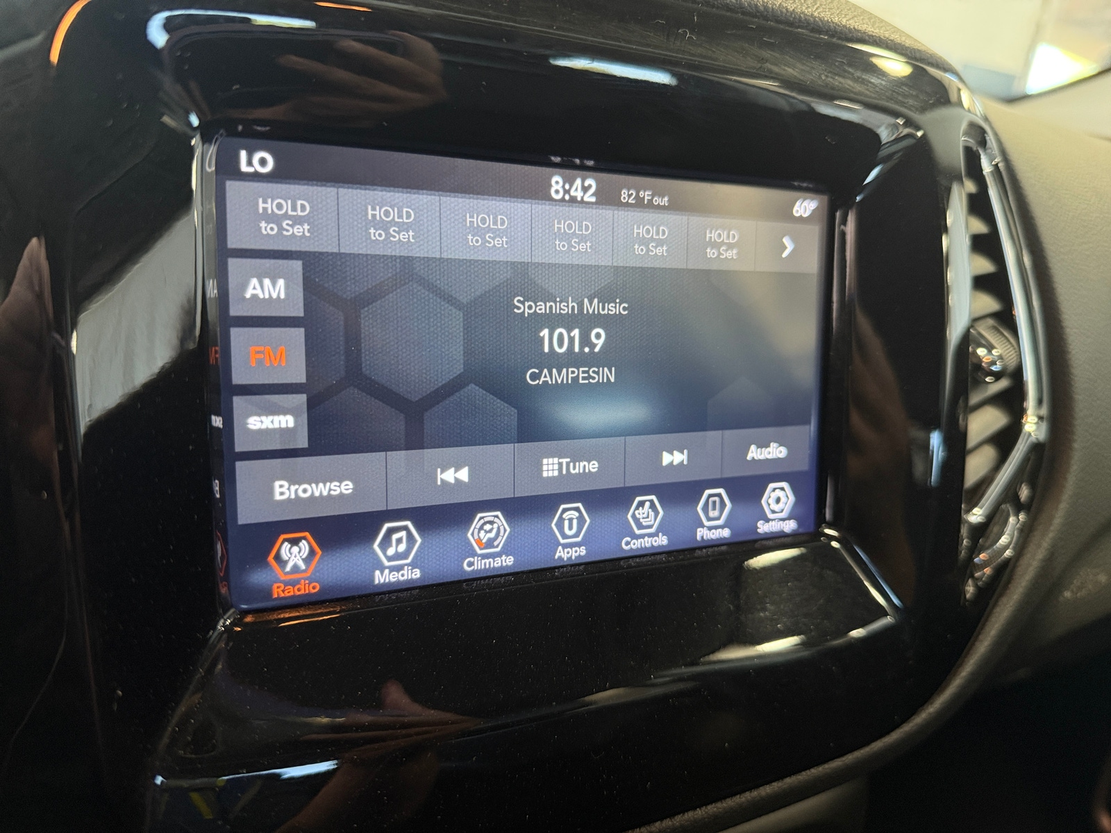 Thumbnail: 2021 Jeep Compass - 4
