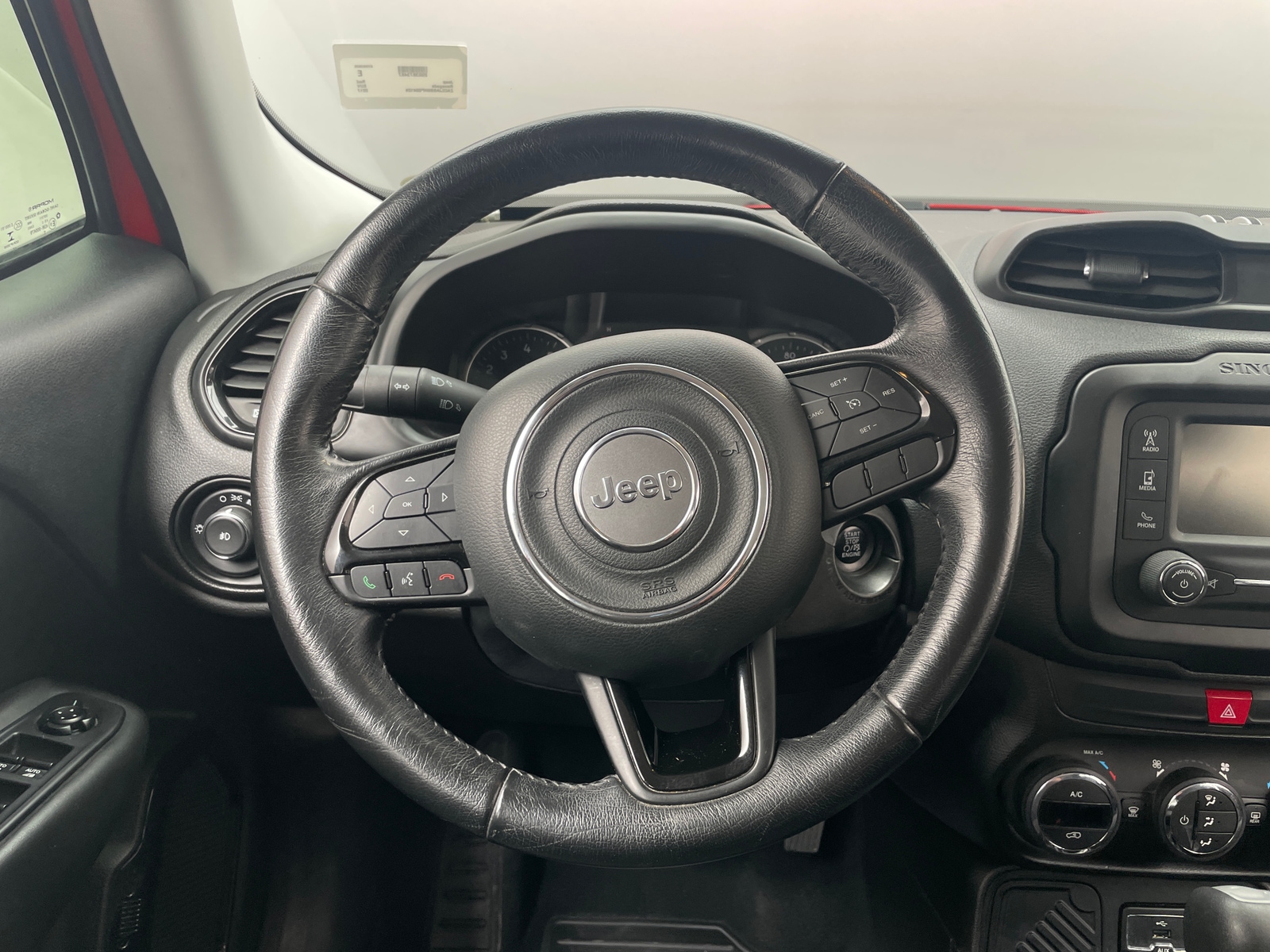 Thumbnail: 2017 Jeep Renegade - 5