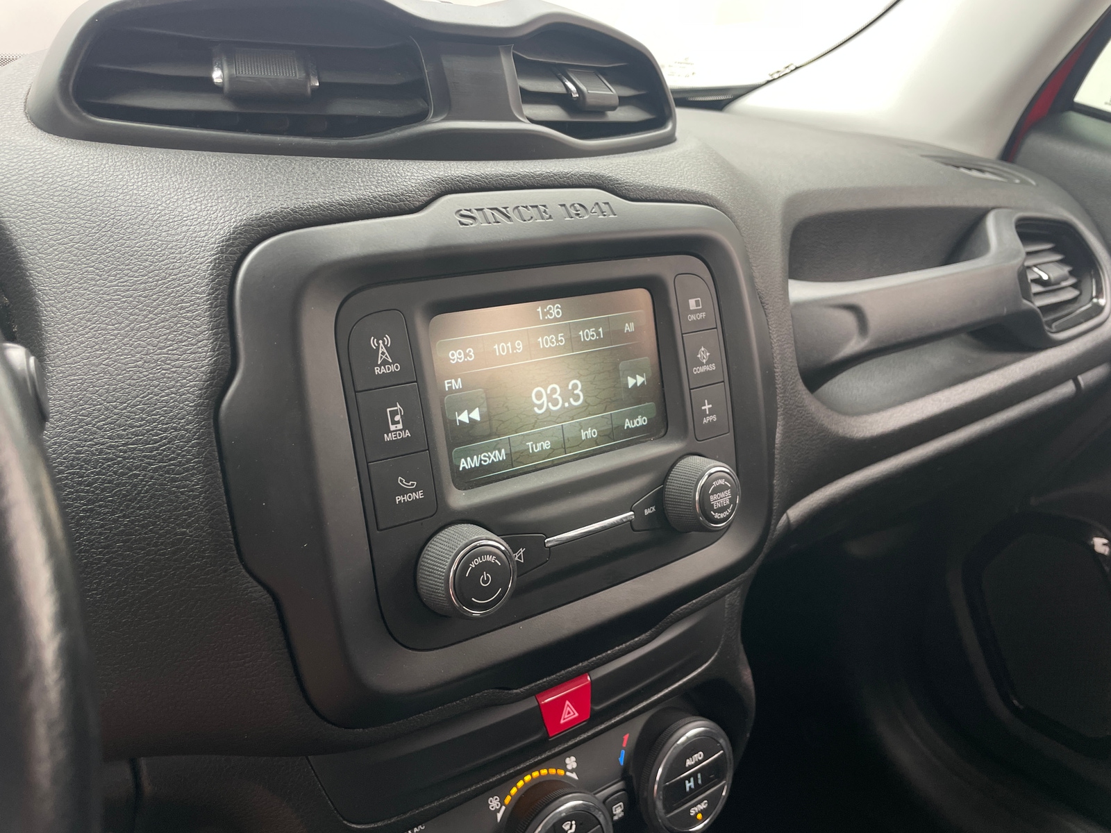 Thumbnail: 2017 Jeep Renegade - 4