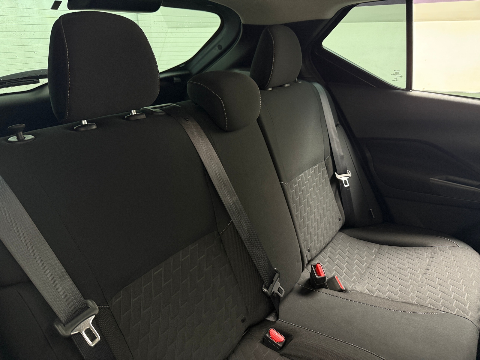 Thumbnail: 2021 Nissan Kicks - 6