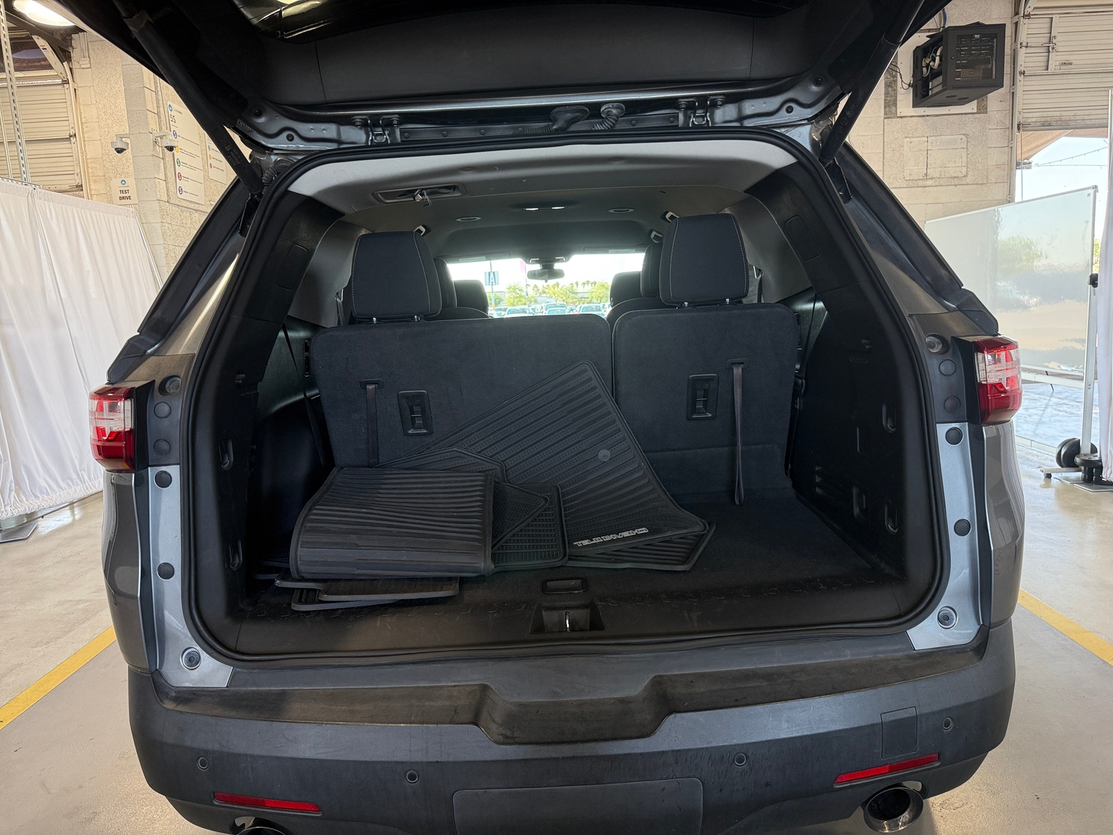 Thumbnail: 2019 Chevrolet Traverse - 7