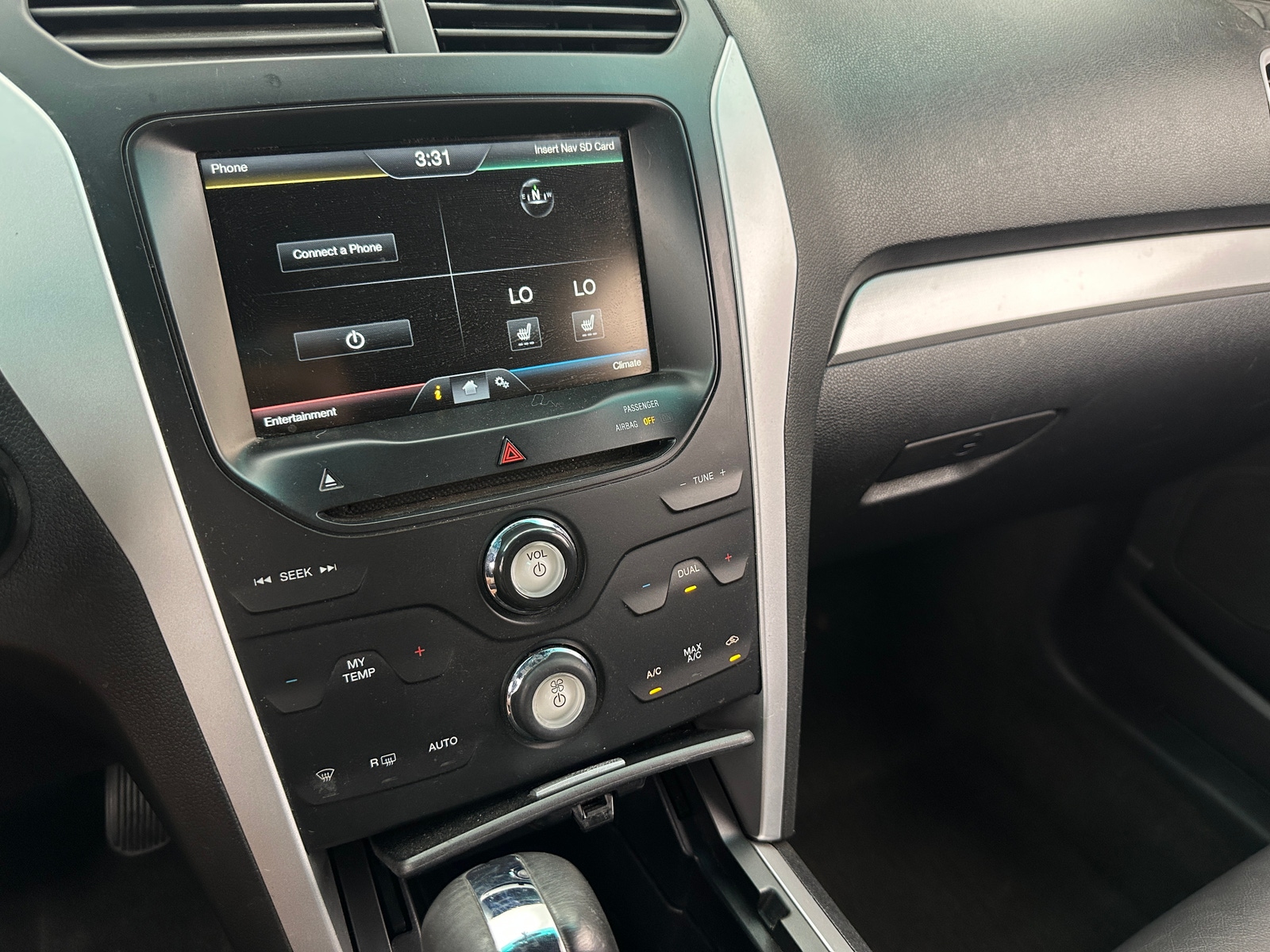 Thumbnail: 2015 Ford Explorer - 4