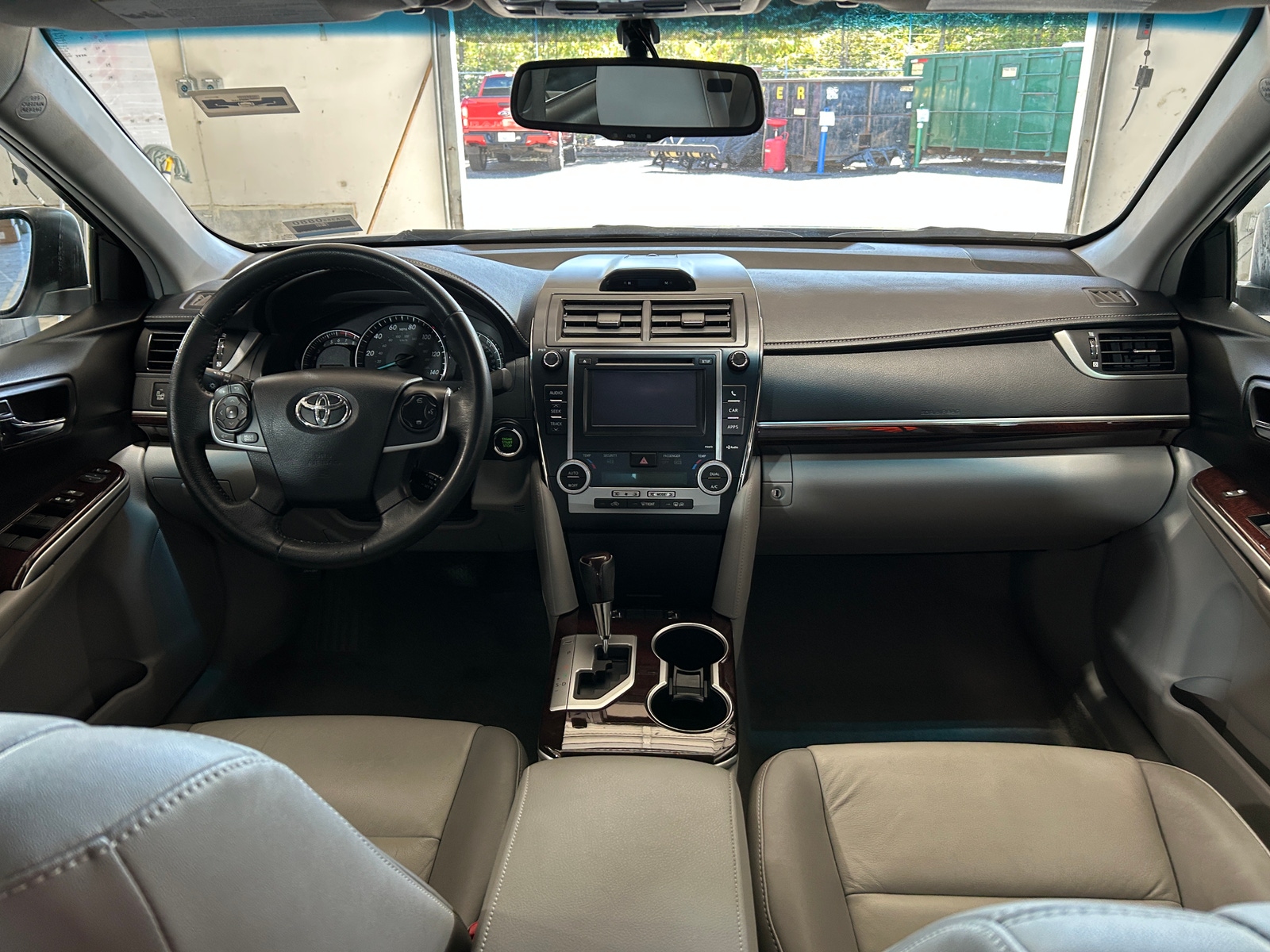 Thumbnail: 2014 Toyota Camry - 3