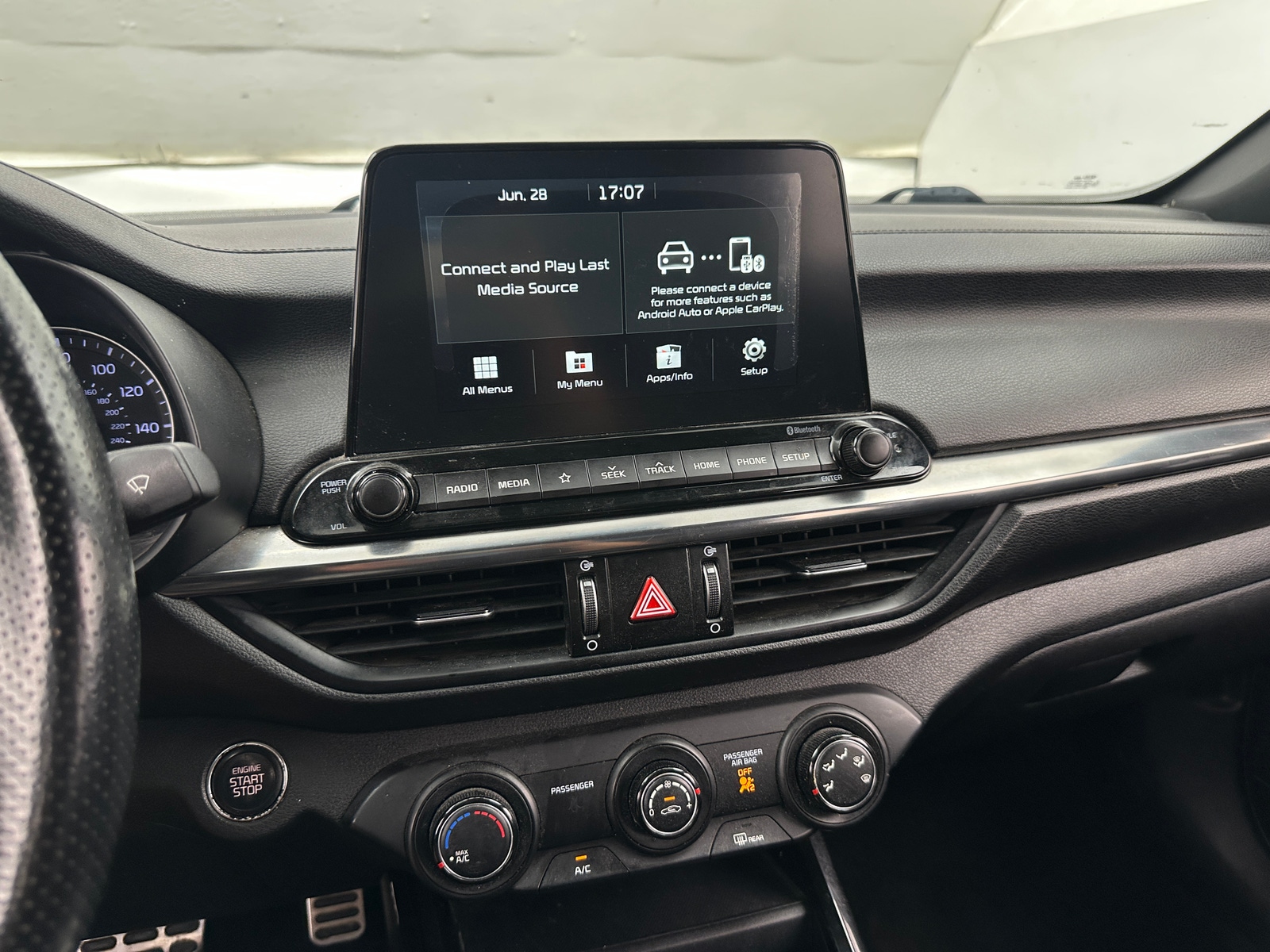 Thumbnail: 2021 Kia Forte - 3