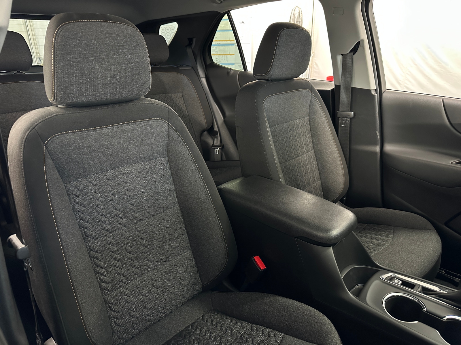 Thumbnail: 2023 Chevrolet Equinox - 2