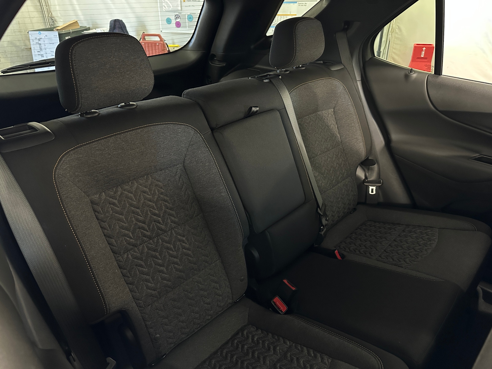 Thumbnail: 2023 Chevrolet Equinox - 6
