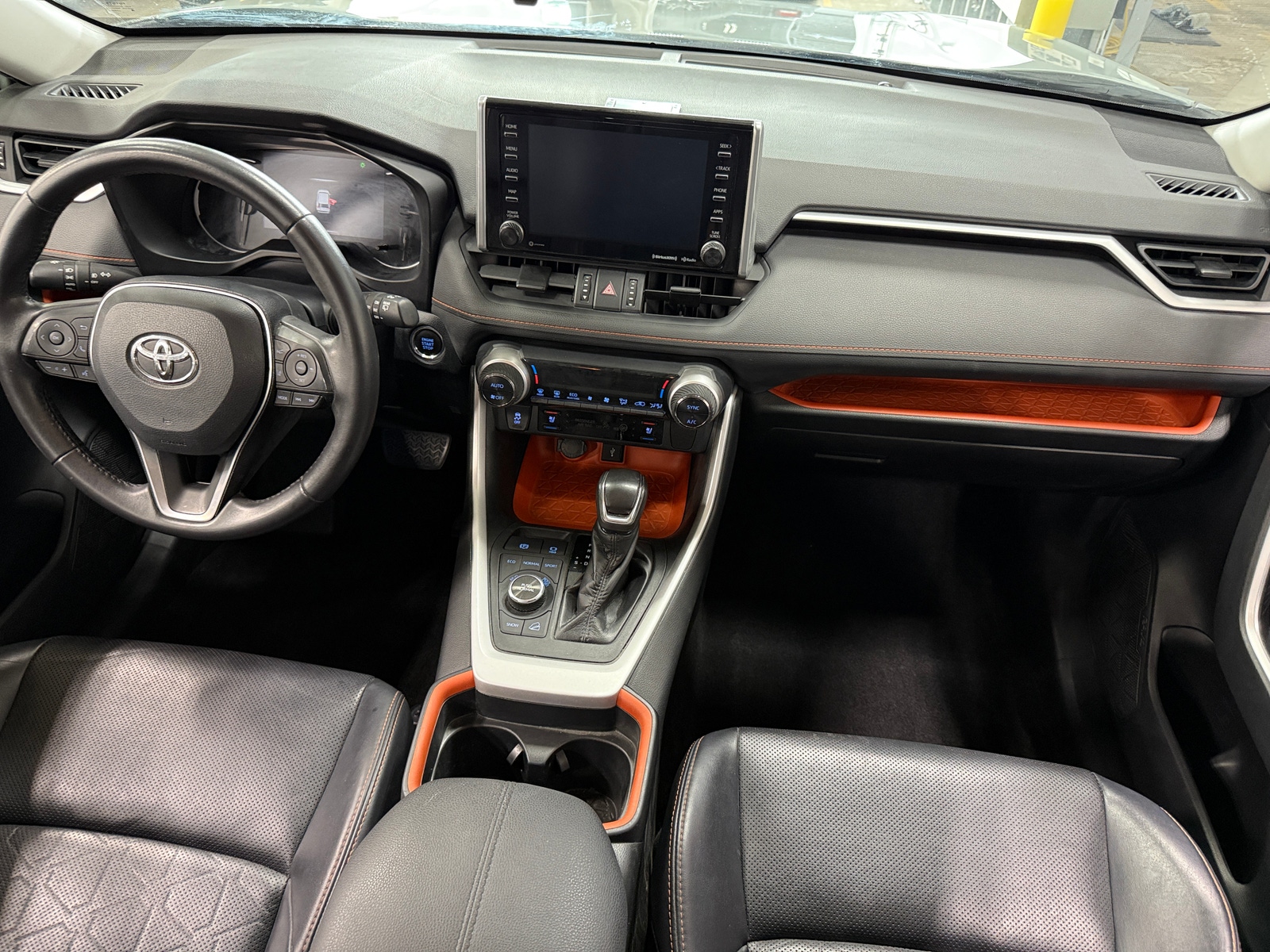 Thumbnail: 2020 Toyota RAV4 - 2