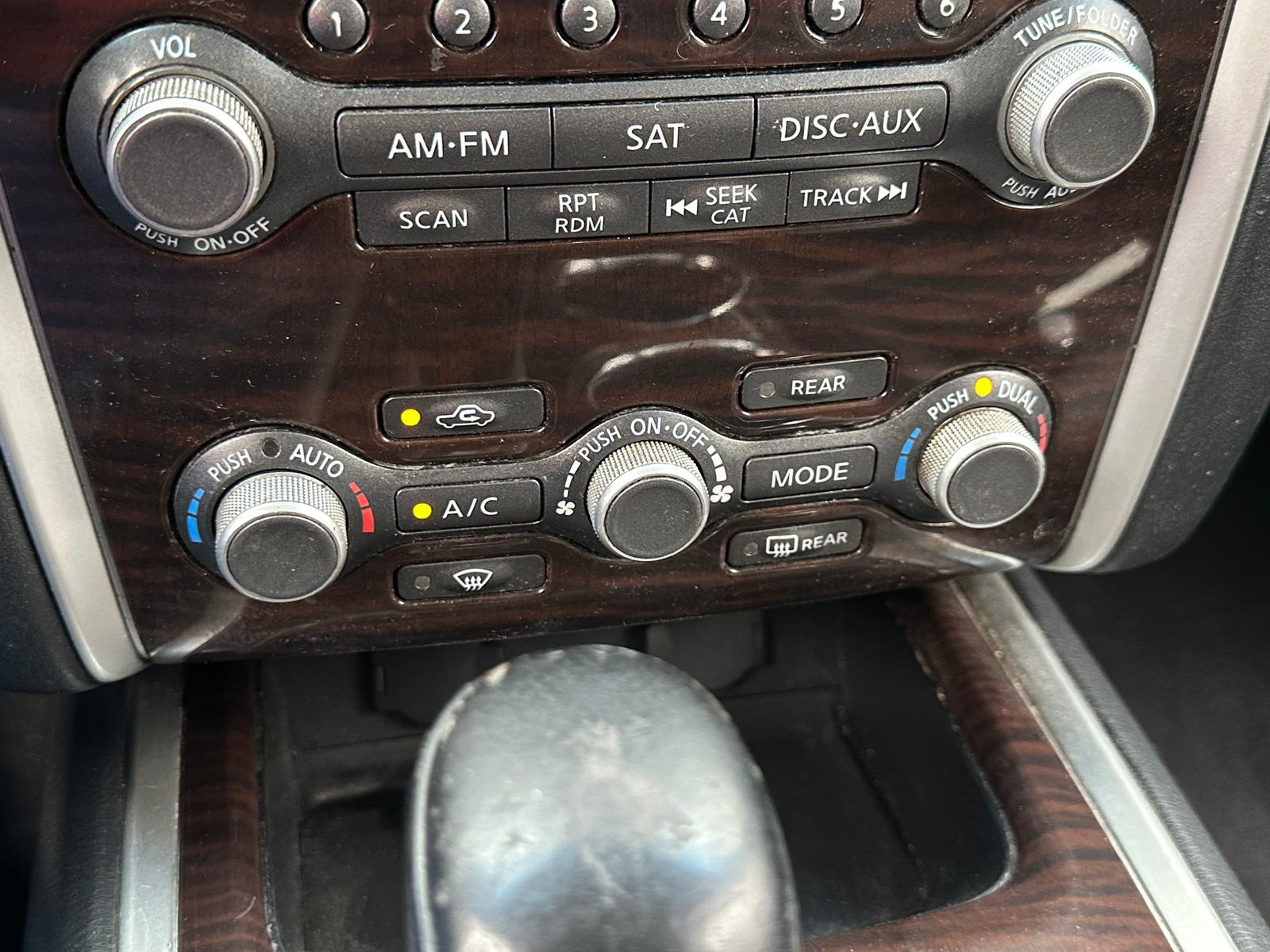 Thumbnail: 2015 Nissan Pathfinder - 3