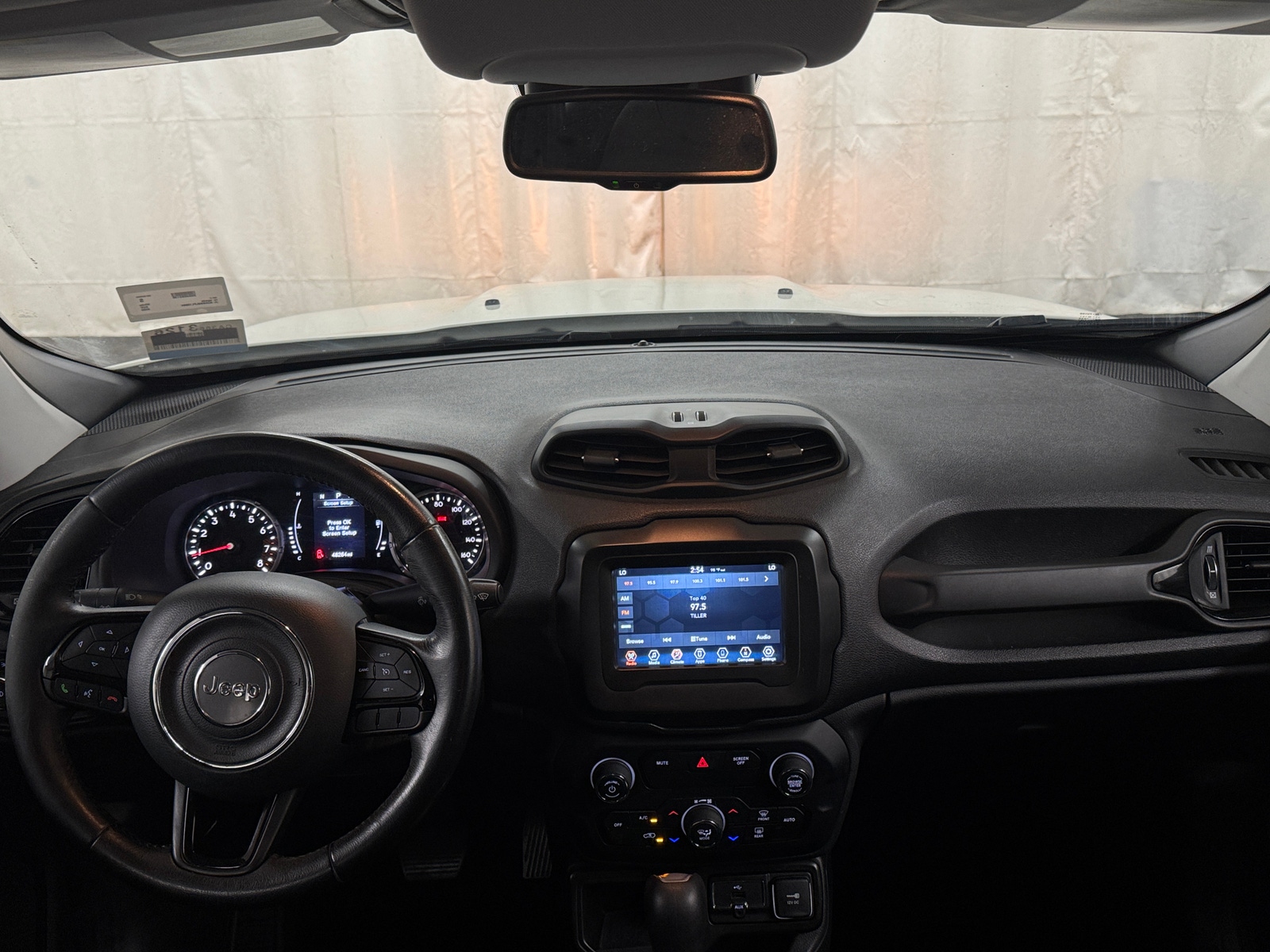 Thumbnail: 2020 Jeep Renegade - 3