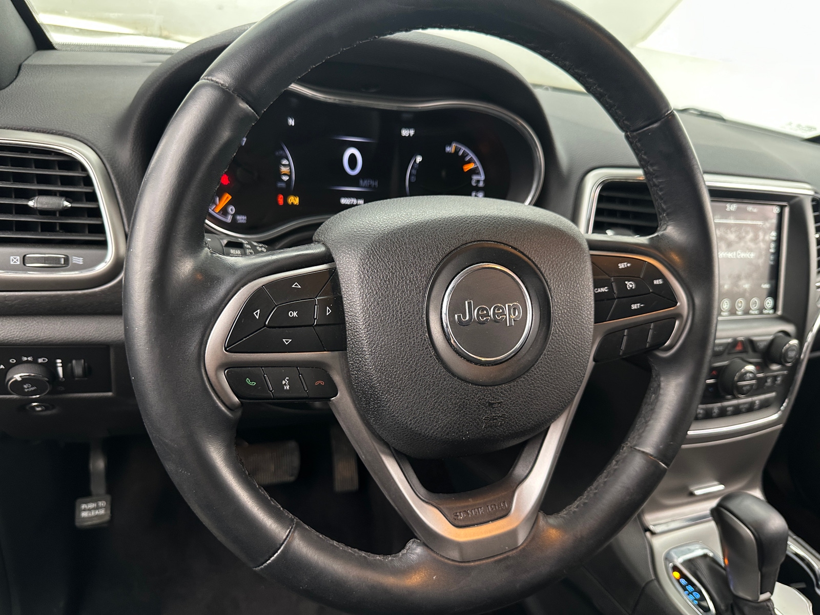 Thumbnail: 2018 Jeep Grand Cherokee - 5