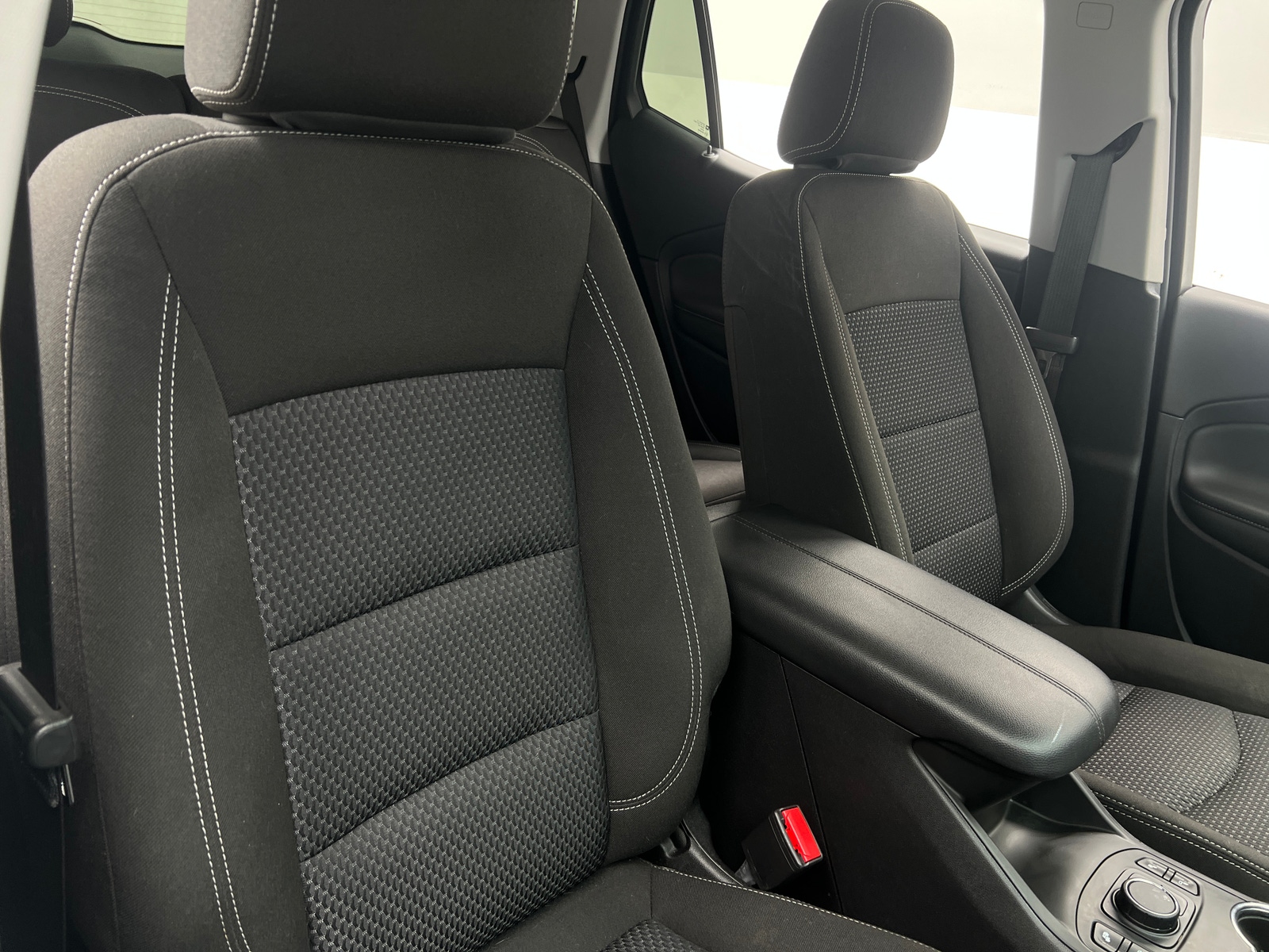 Thumbnail: 2022 GMC Terrain - 2