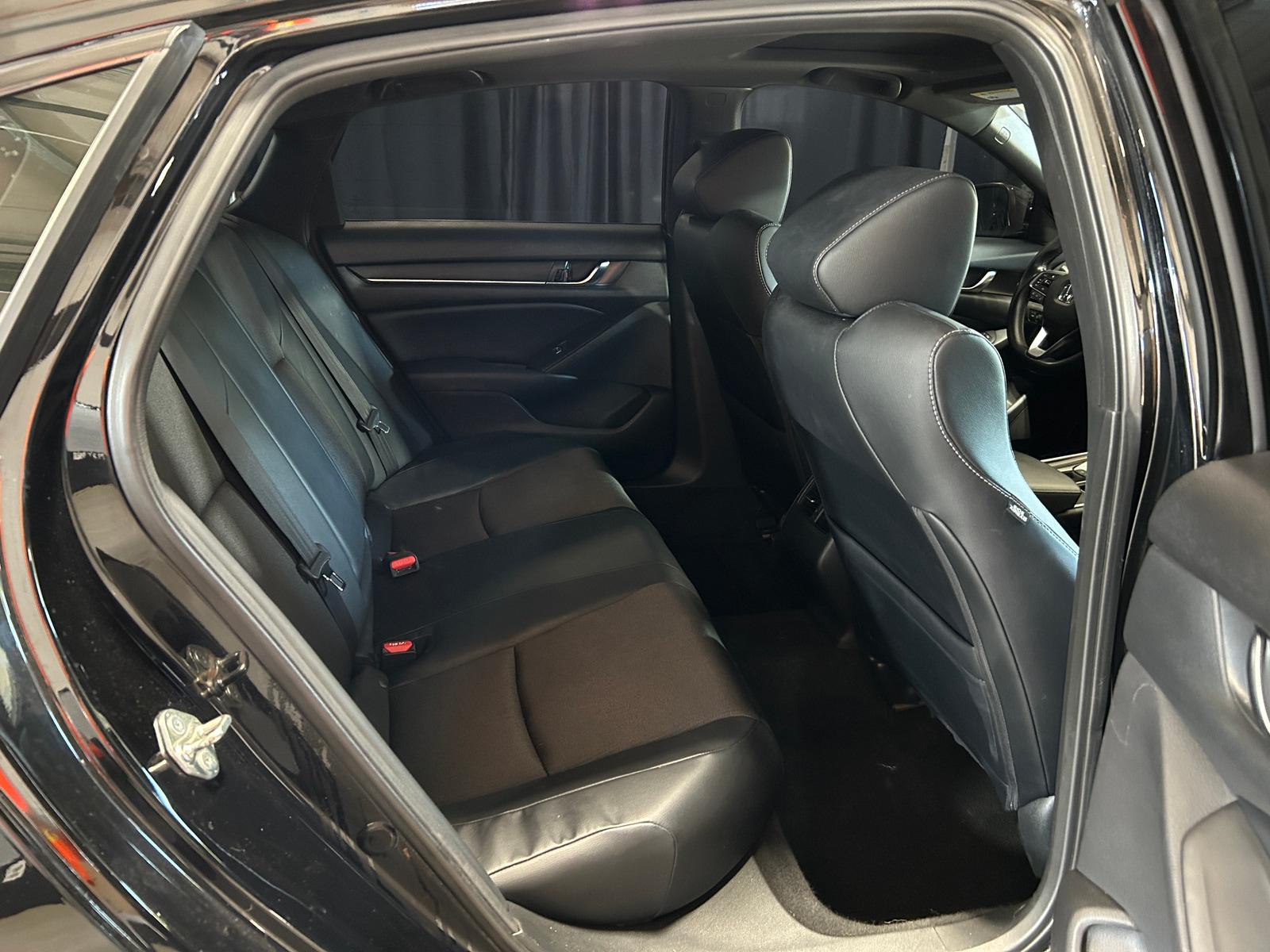 Thumbnail: 2018 Honda Accord - 6