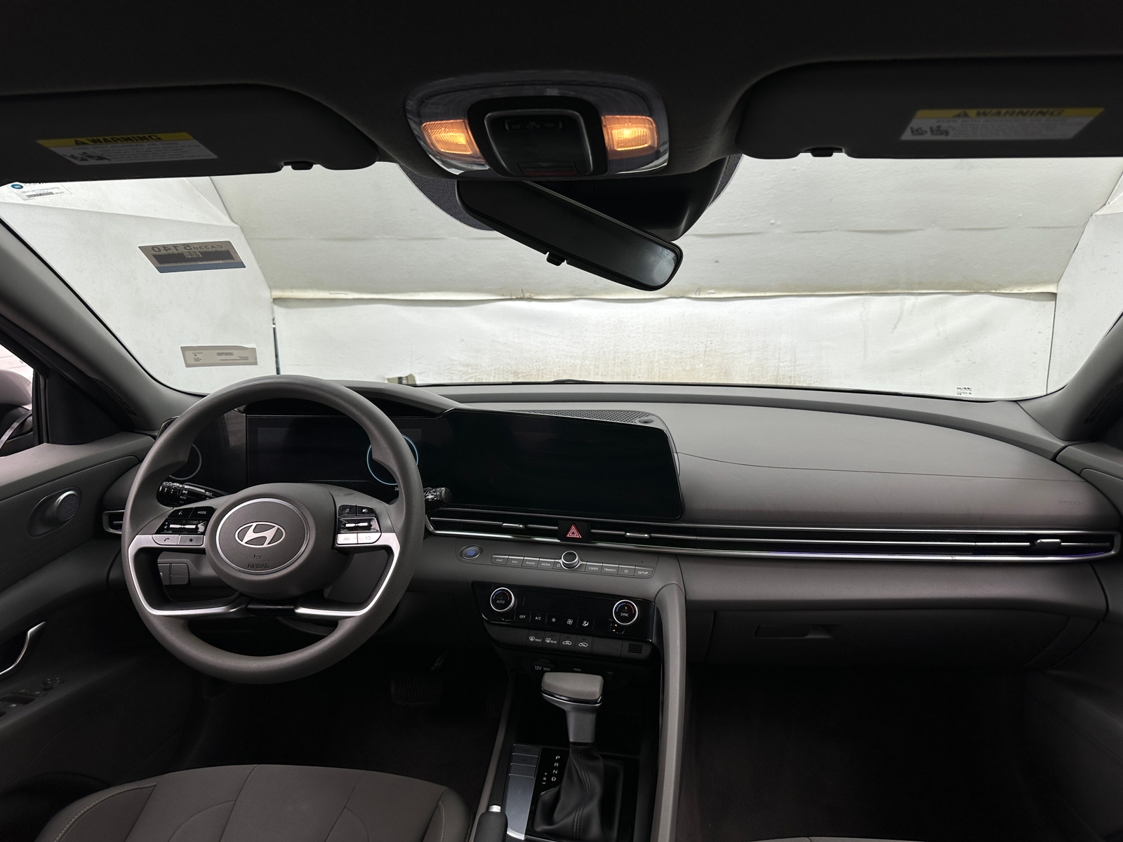 Thumbnail: 2024 Hyundai Elantra - 3