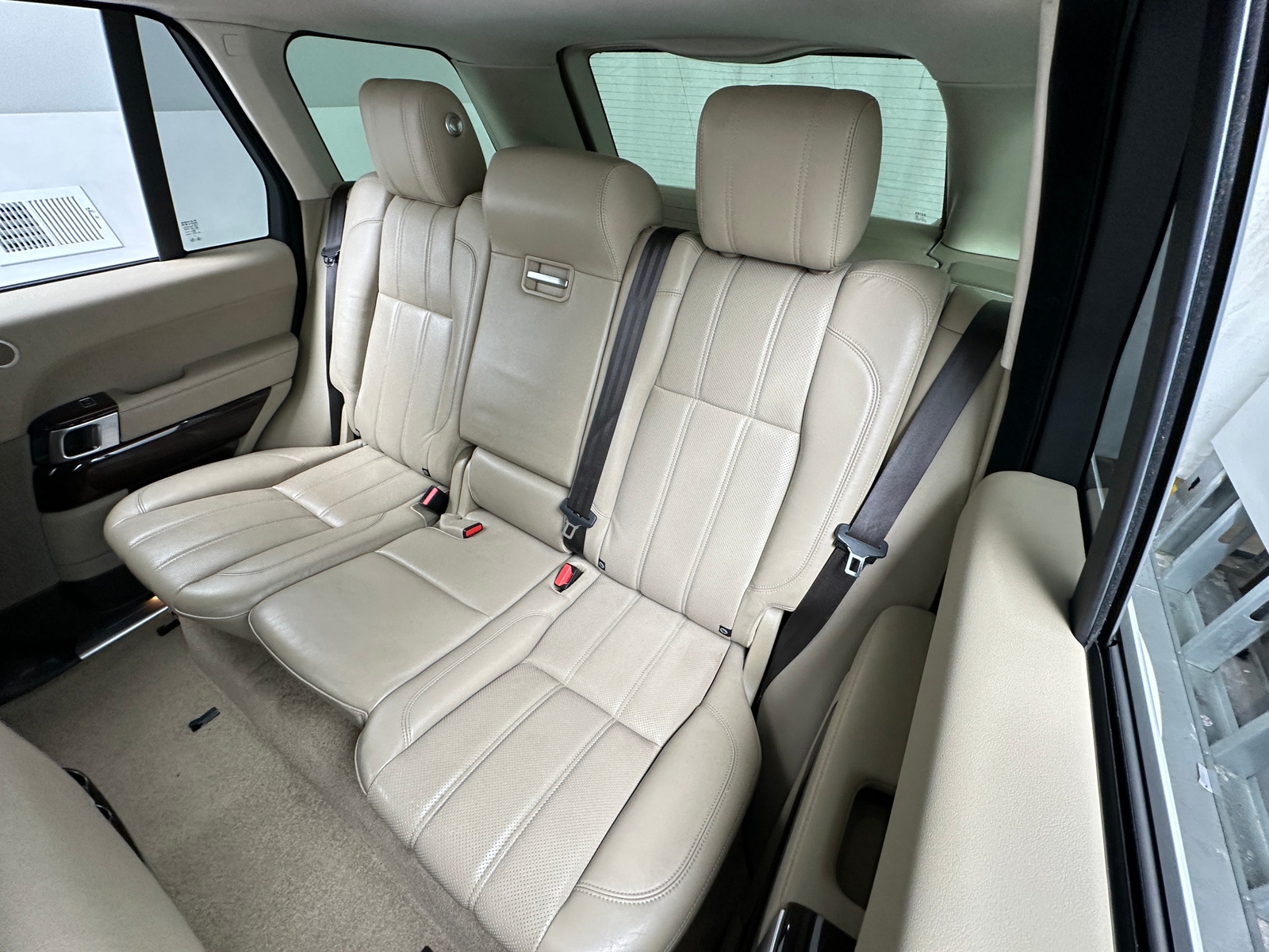 Thumbnail: 2017 Land Rover Range Rover - 5