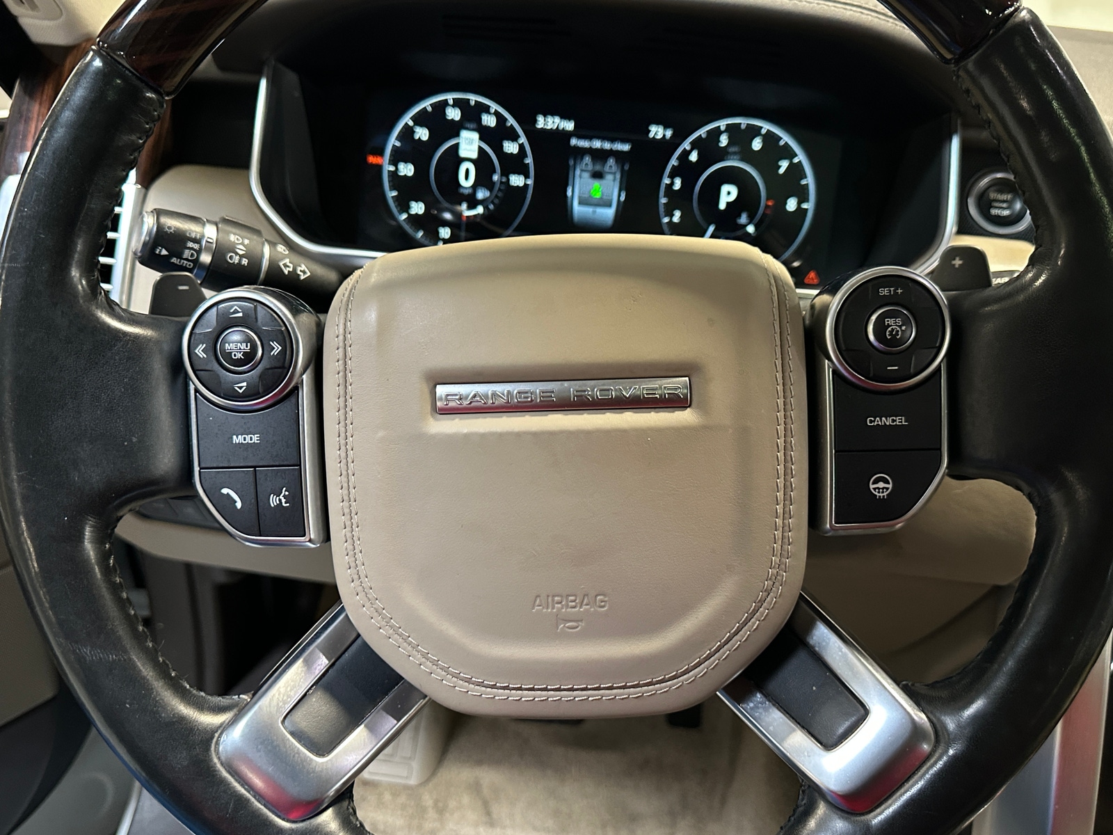 Thumbnail: 2017 Land Rover Range Rover - 4