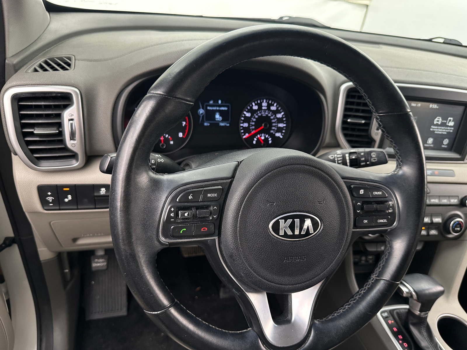 Thumbnail: 2017 Kia Sportage - 4