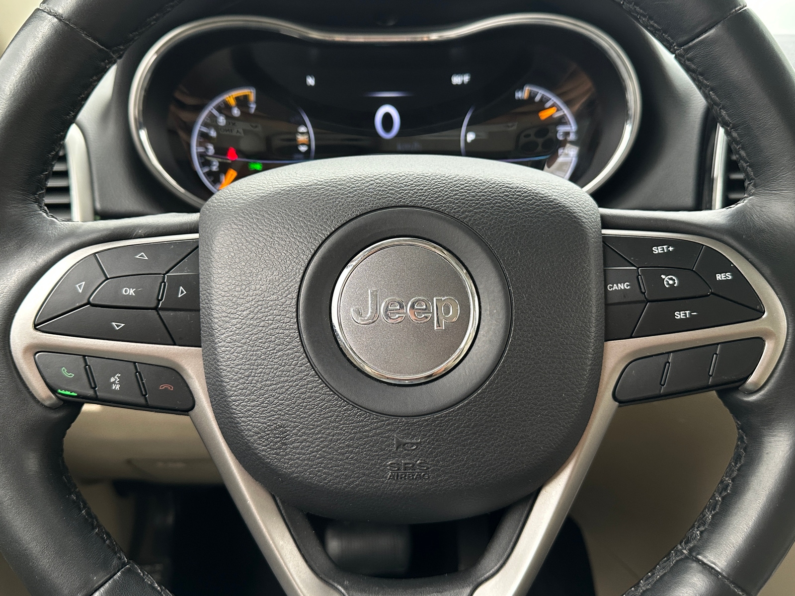 Thumbnail: 2019 Jeep Grand Cherokee - 4