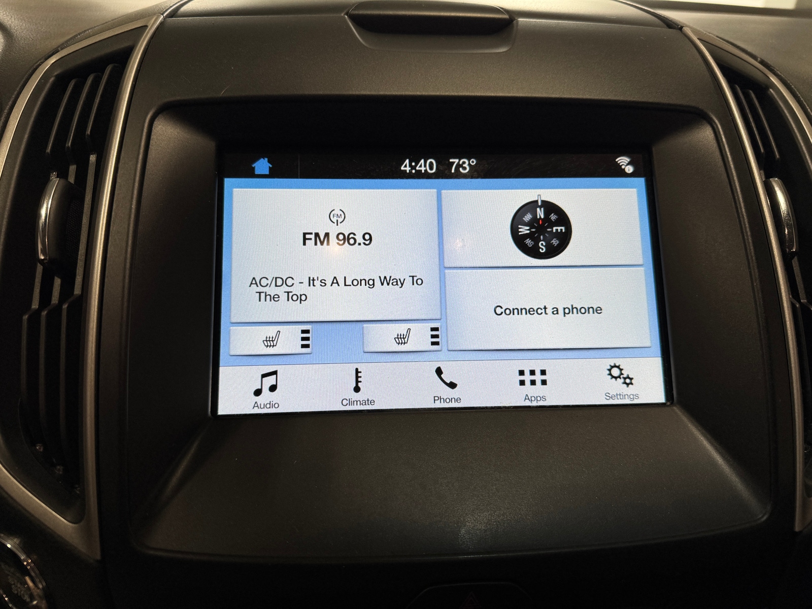 Thumbnail: 2018 Ford Edge - 4