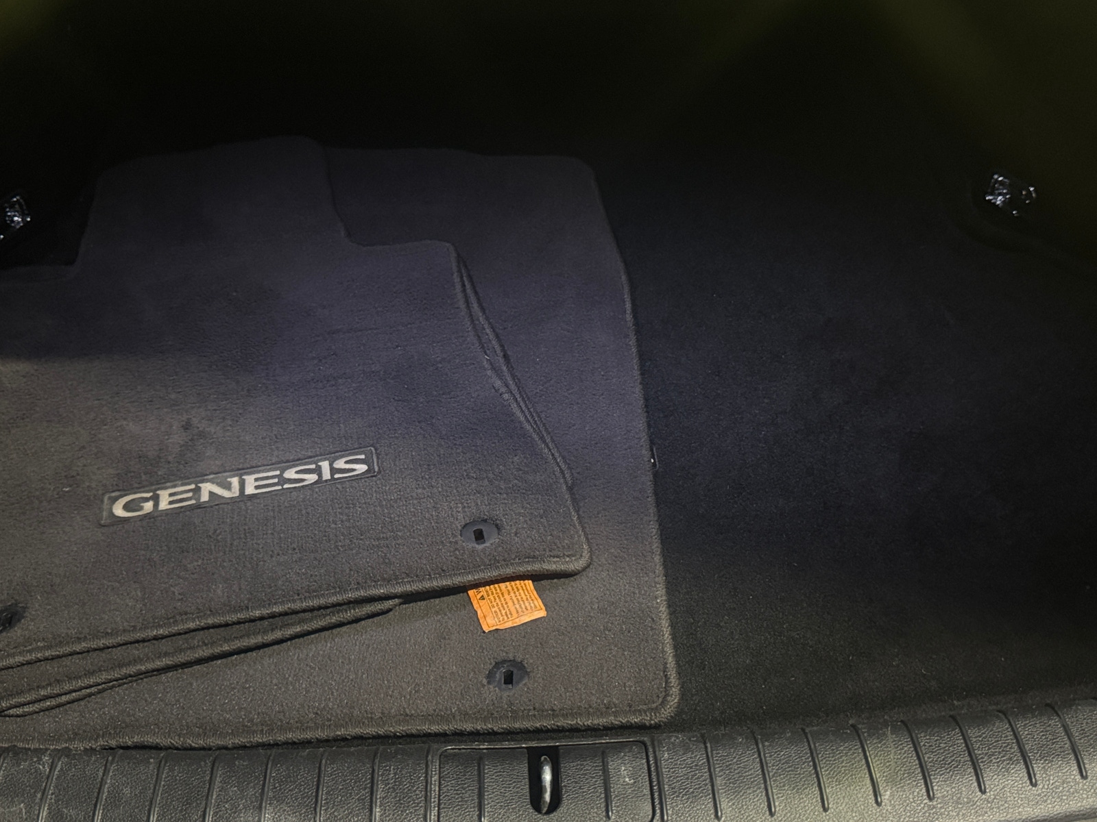 Thumbnail: 2015 Hyundai Genesis - 6