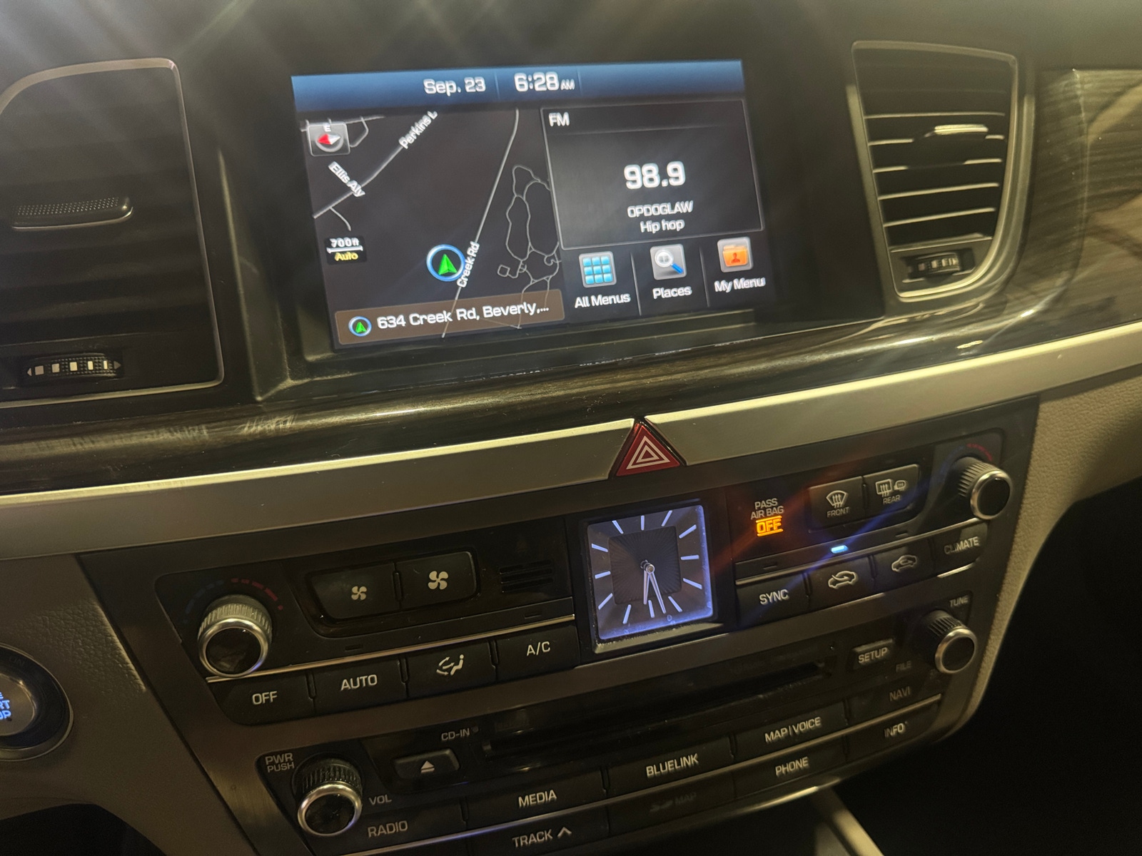 Thumbnail: 2015 Hyundai Genesis - 3