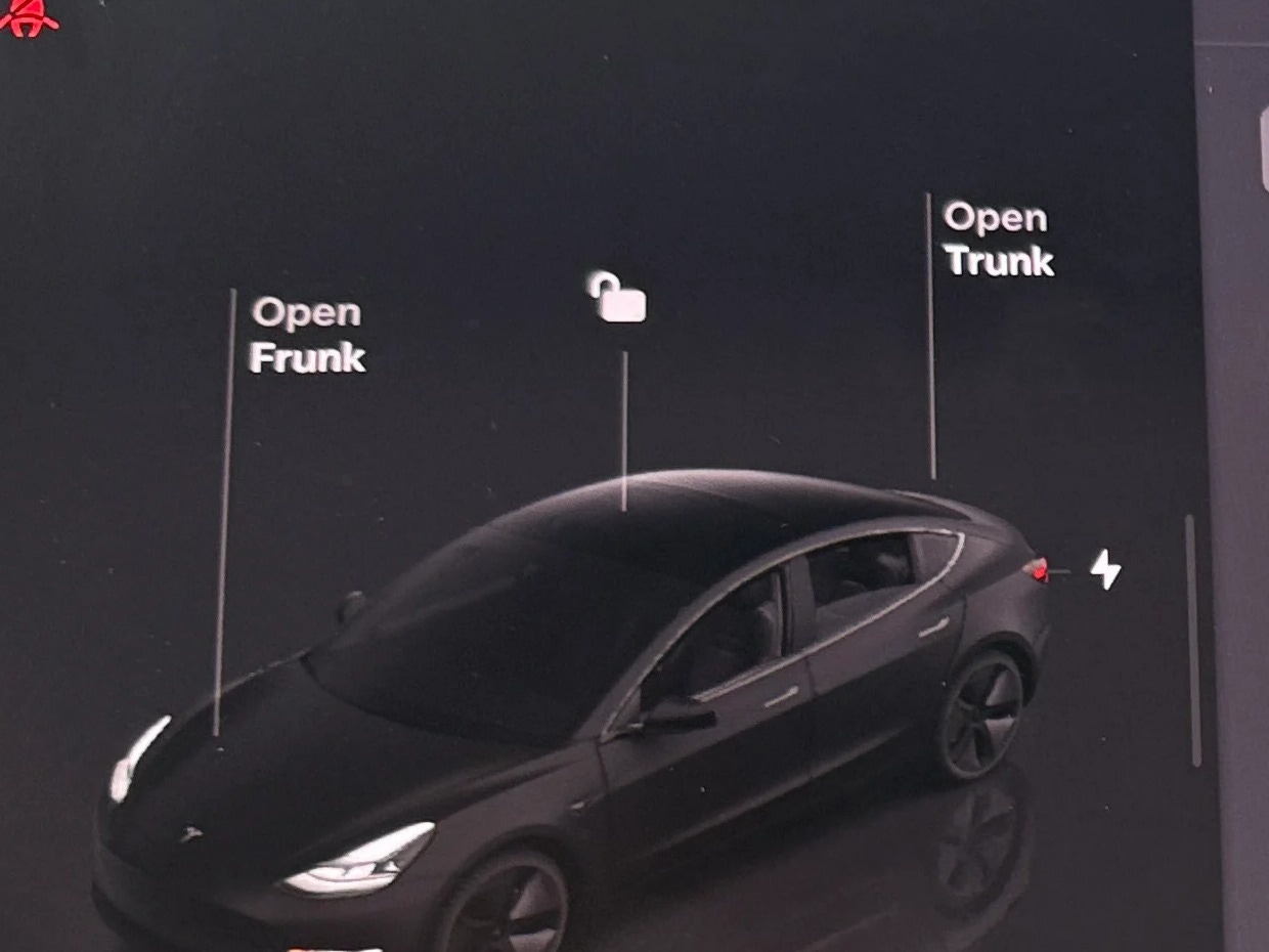 Thumbnail: 2022 Tesla Model 3 - 4