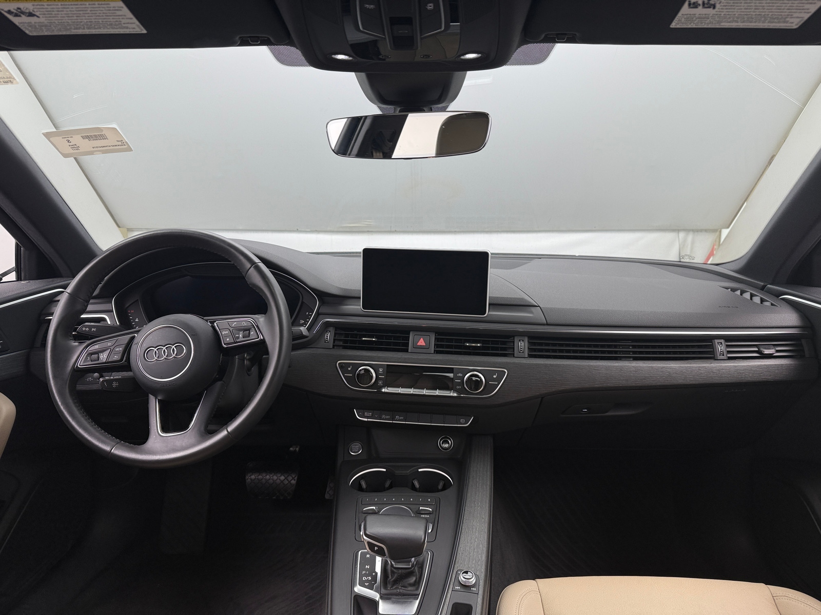 Thumbnail: 2017 Audi A4 - 2