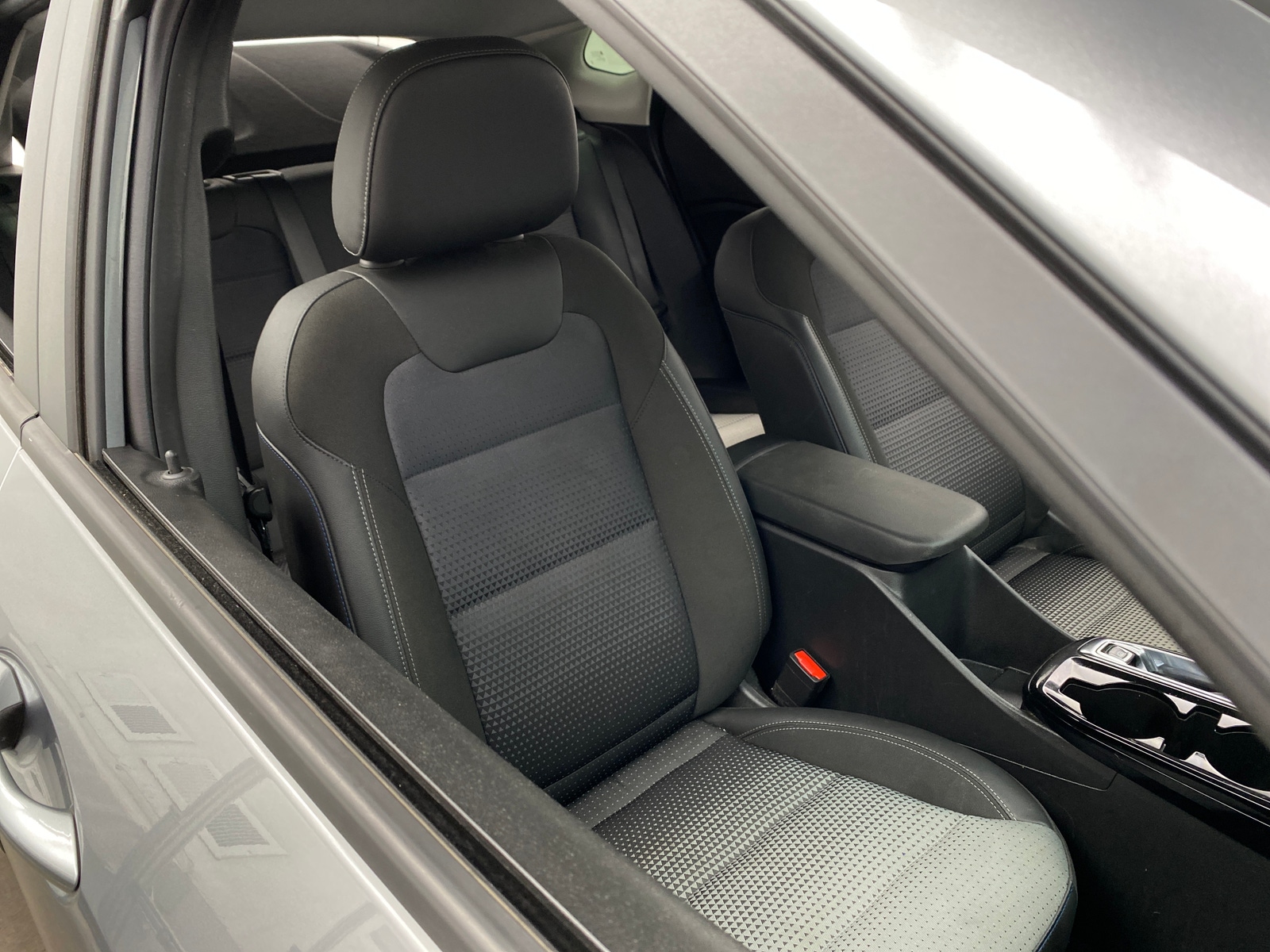 Thumbnail: 2024 Chevrolet Trax - 2