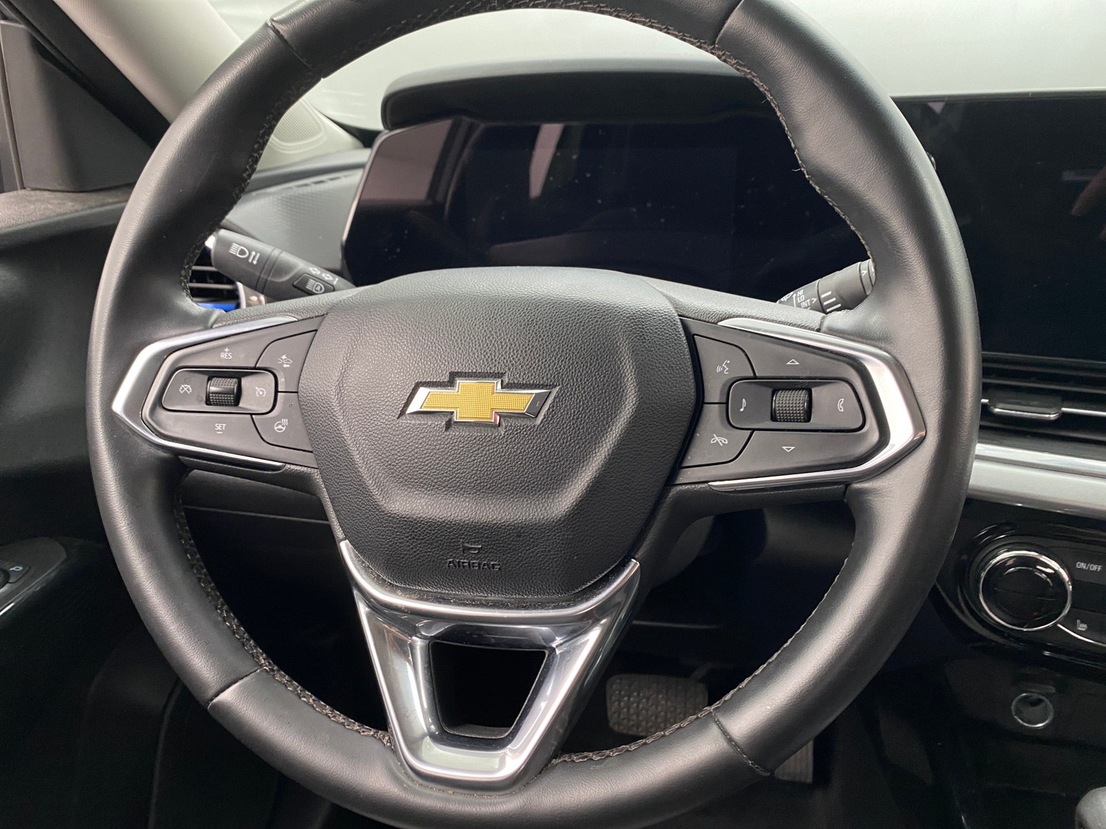 Thumbnail: 2024 Chevrolet Trax - 5