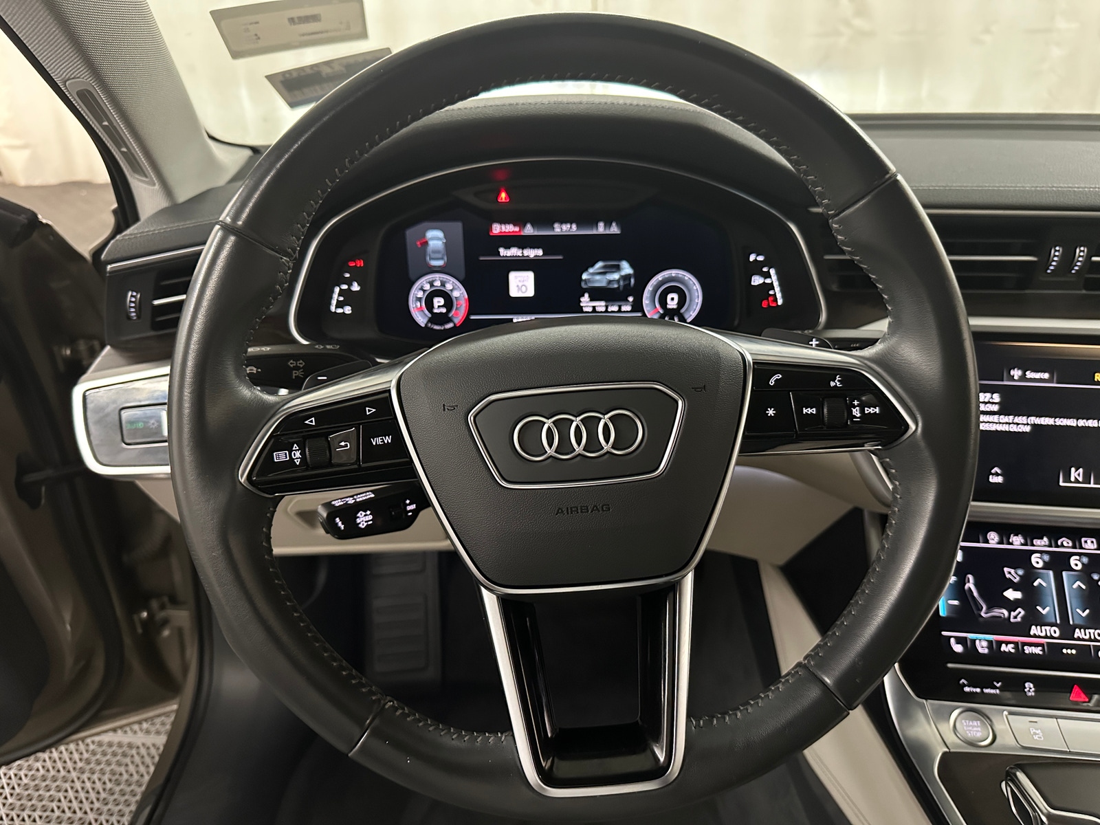 Thumbnail: 2019 Audi A6 - 4
