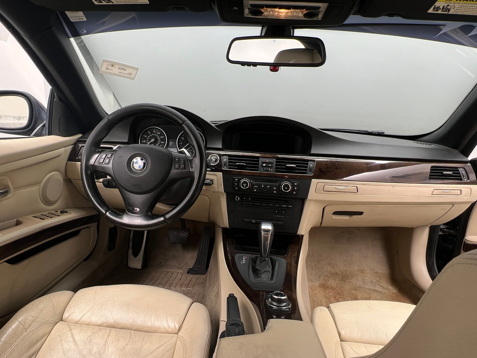 Thumbnail: 2011 BMW 3 Series - 2