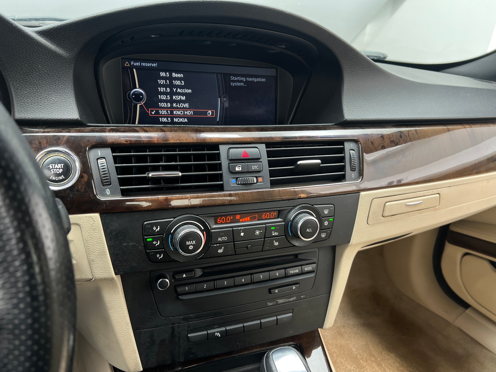 Thumbnail: 2011 BMW 3 Series - 3