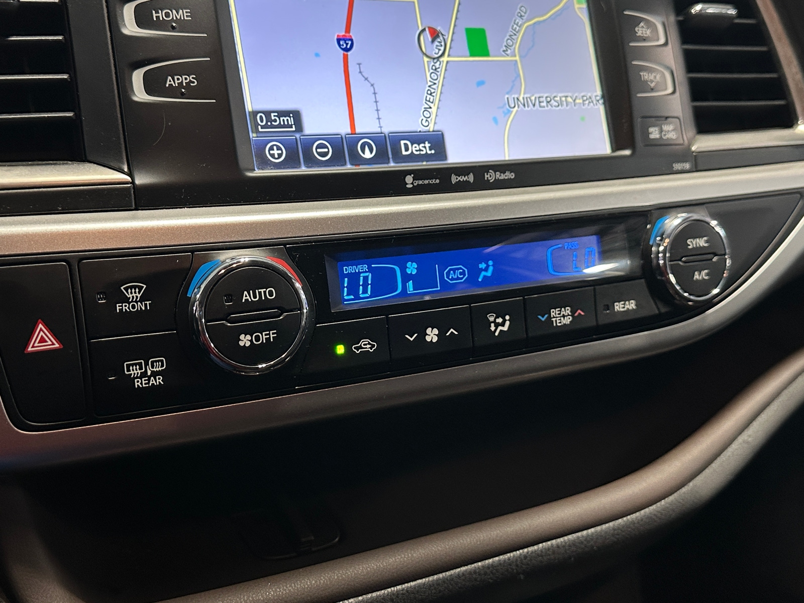 Thumbnail: 2016 Toyota Highlander - 3
