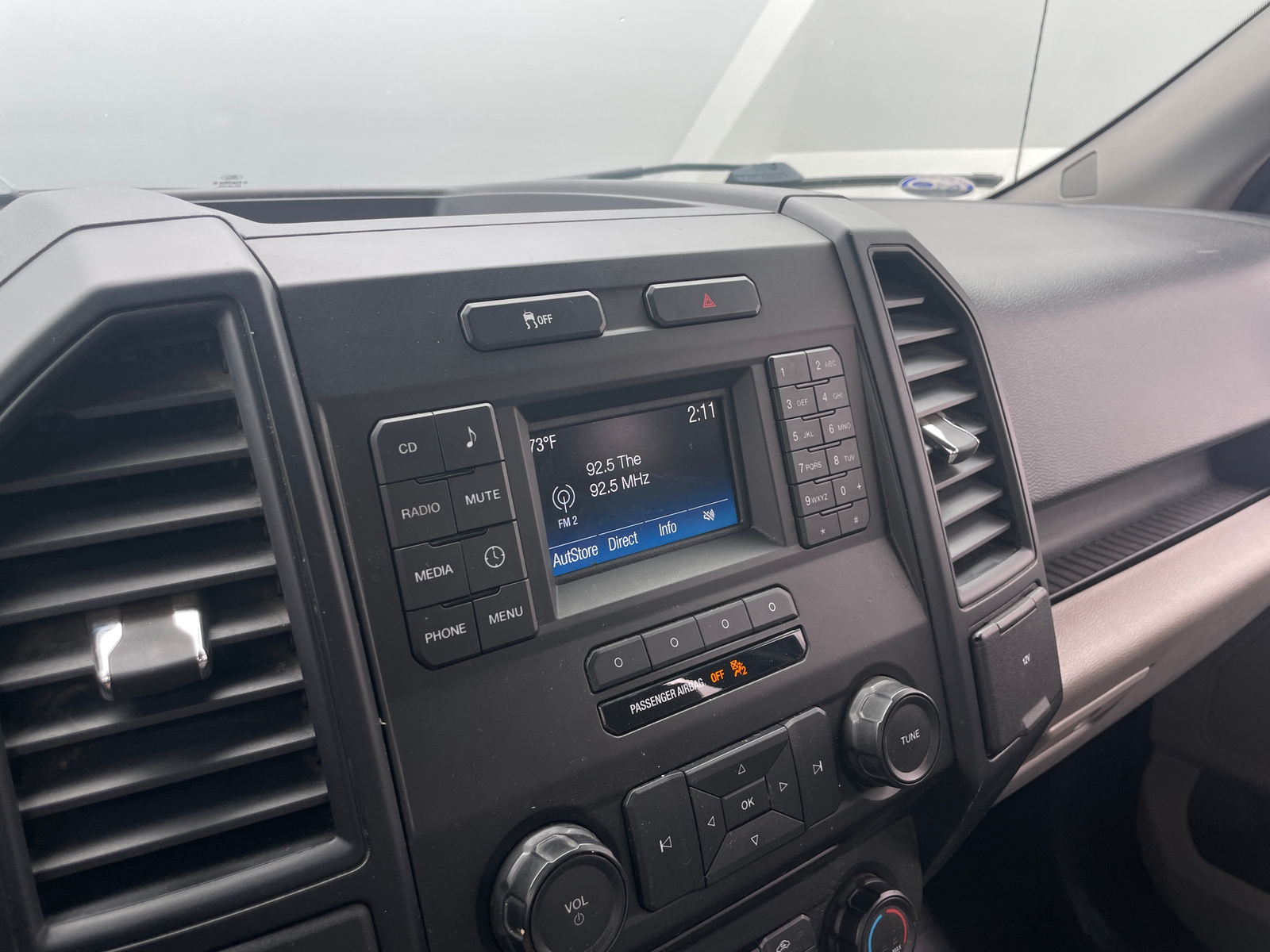 Thumbnail: 2016 Ford Econoline - 4