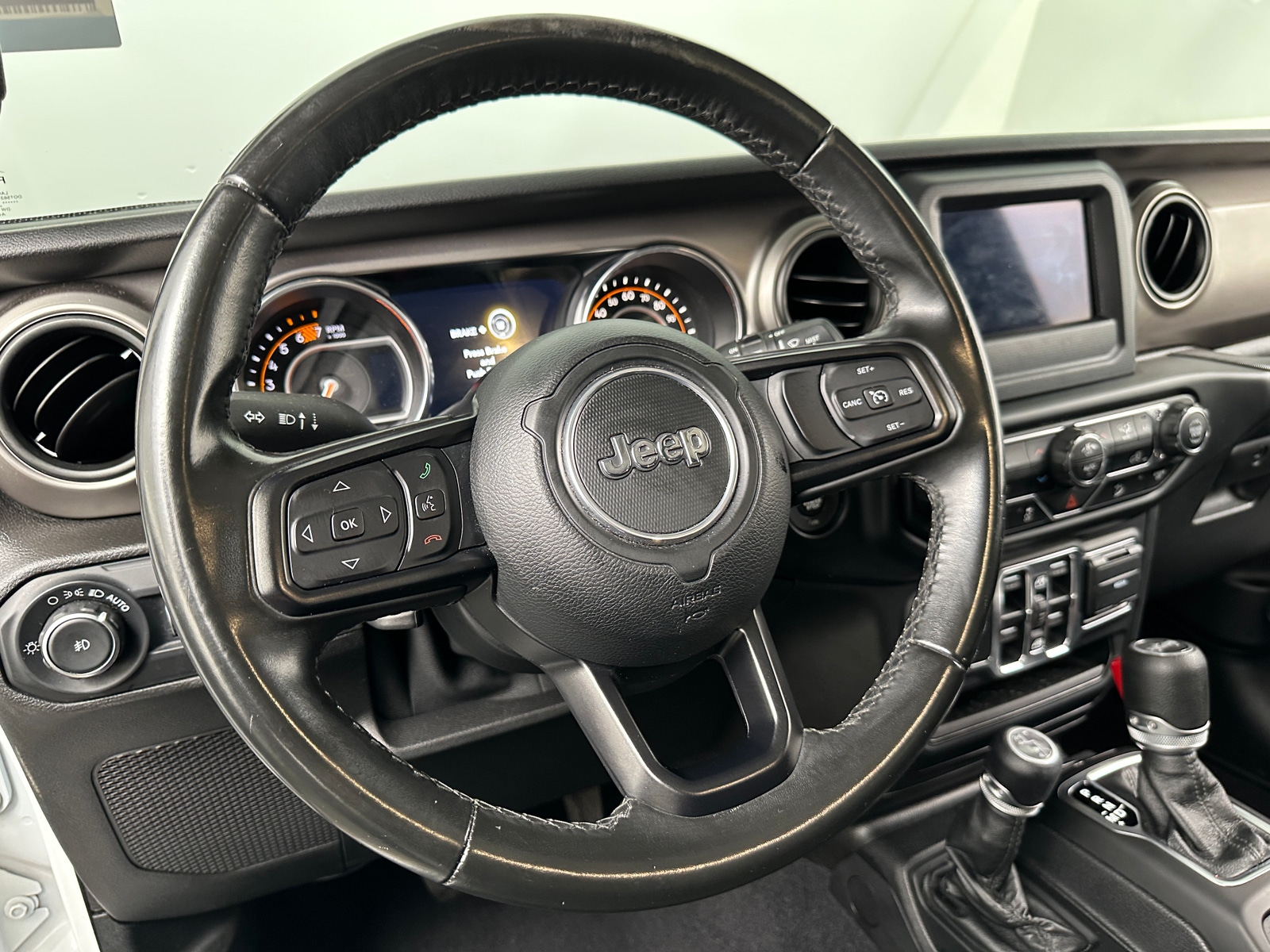 Thumbnail: 2020 Jeep Wrangler - 5