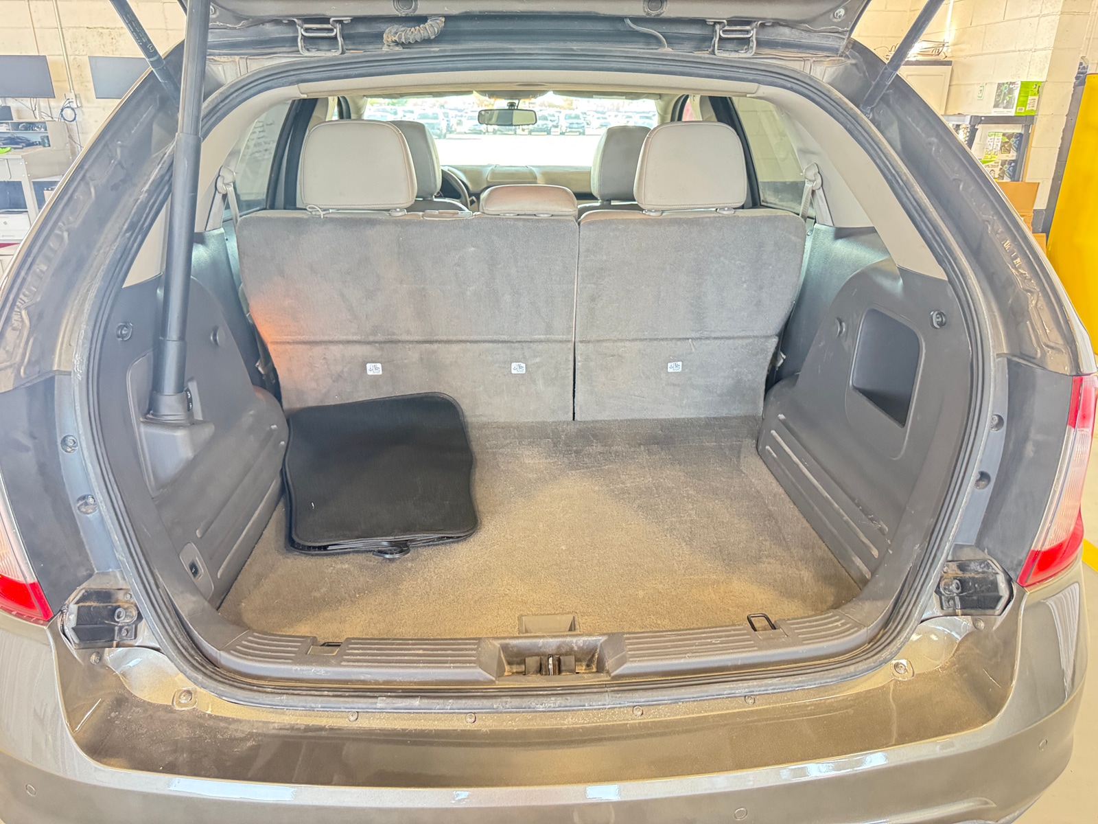 Thumbnail: 2014 Ford Edge - 6