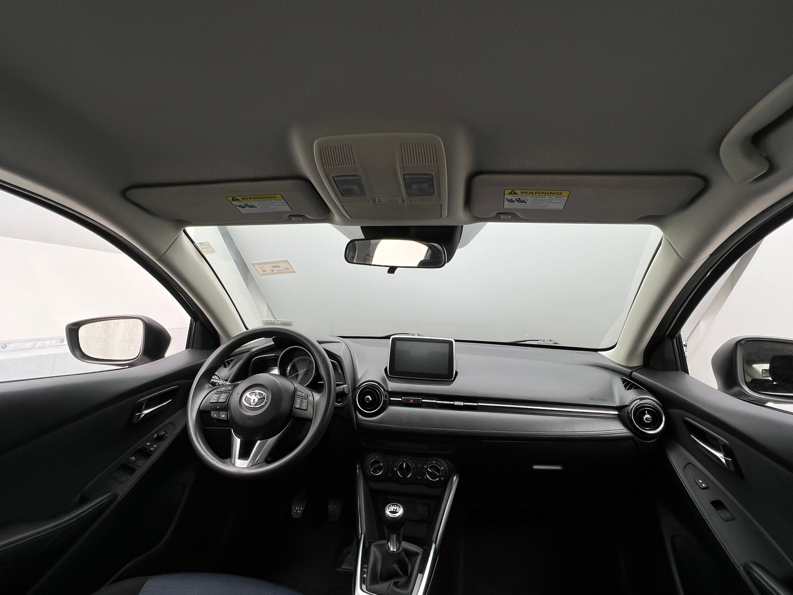 Thumbnail: 2018 Toyota Yaris iA - 3